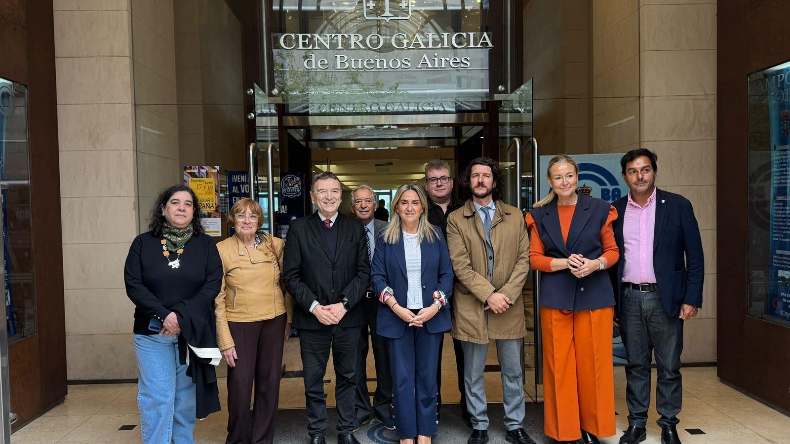 Visita al Centro Galicia de la ministra Tolón