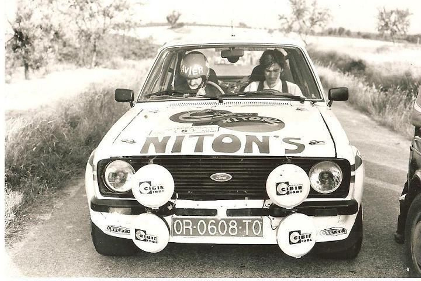 Peitos, a bordo del mítico Ford Escort Mk II de Niton´s