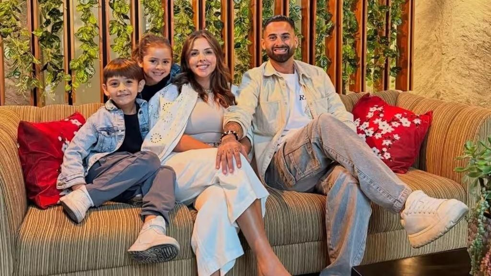 La familia del futbolista Lucas Trejo