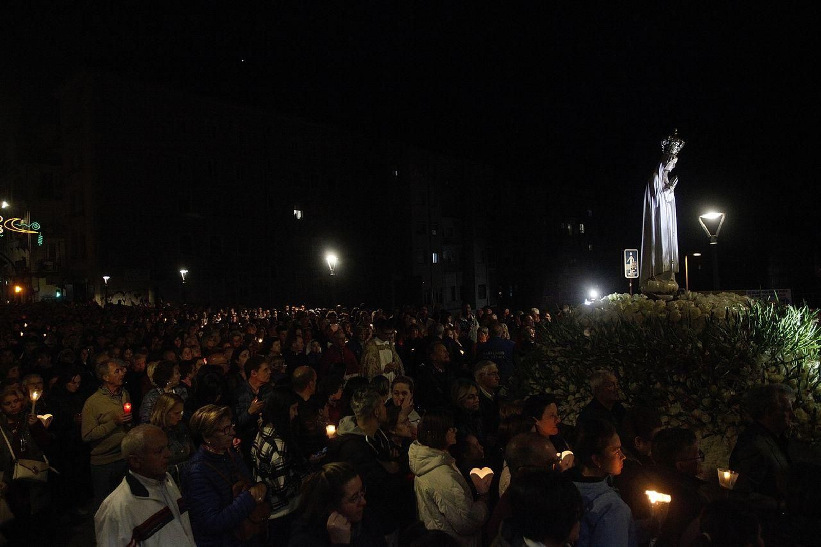 Paso de la Procesión de la Virgen de Fátima
