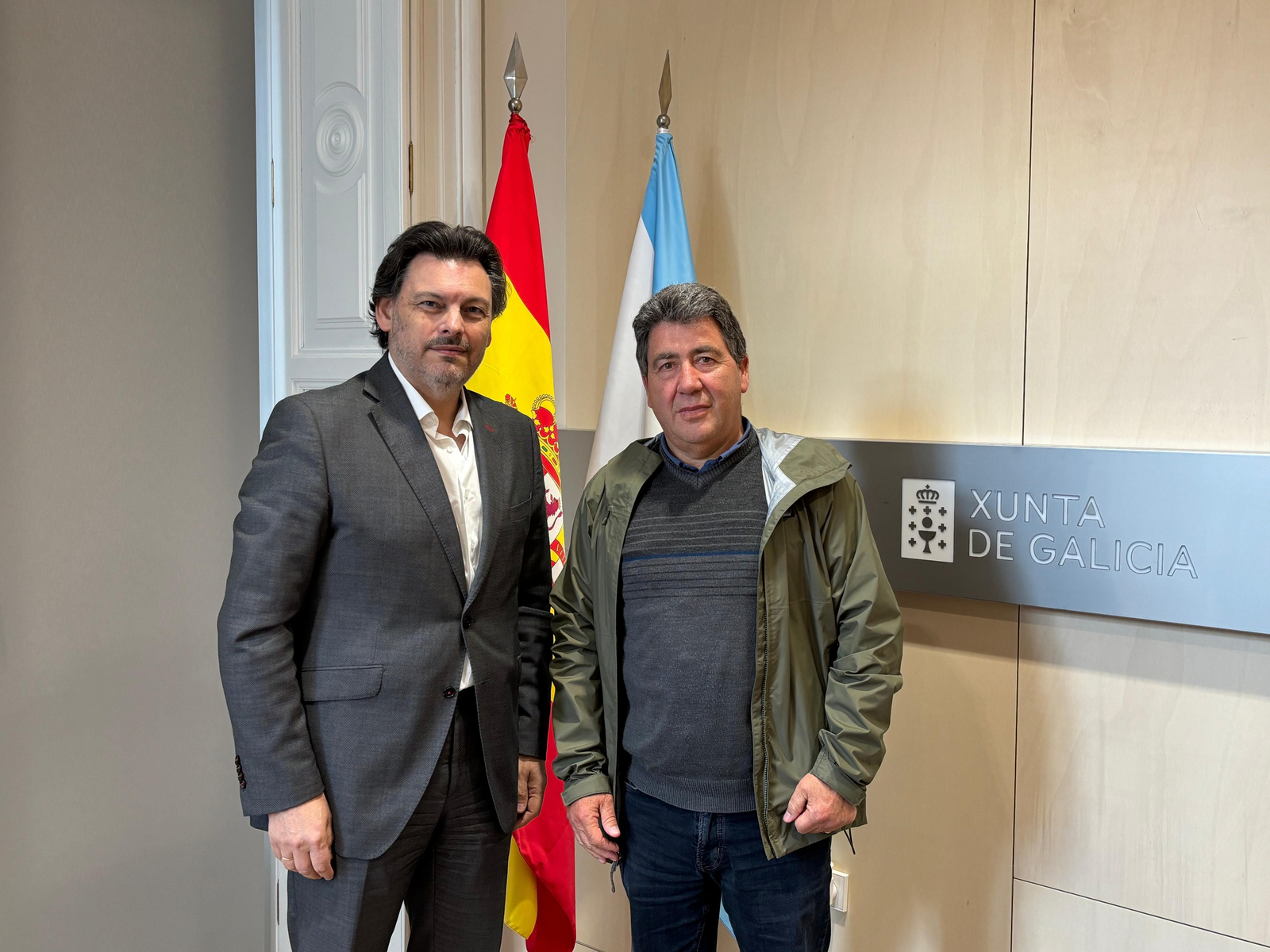 El secretario xeral da Emigración analiza con el secretario de la Sociedade Galega Sementeira las acciones previstas por la entidad para reforzar la galleguidad en Suíza|Xunta