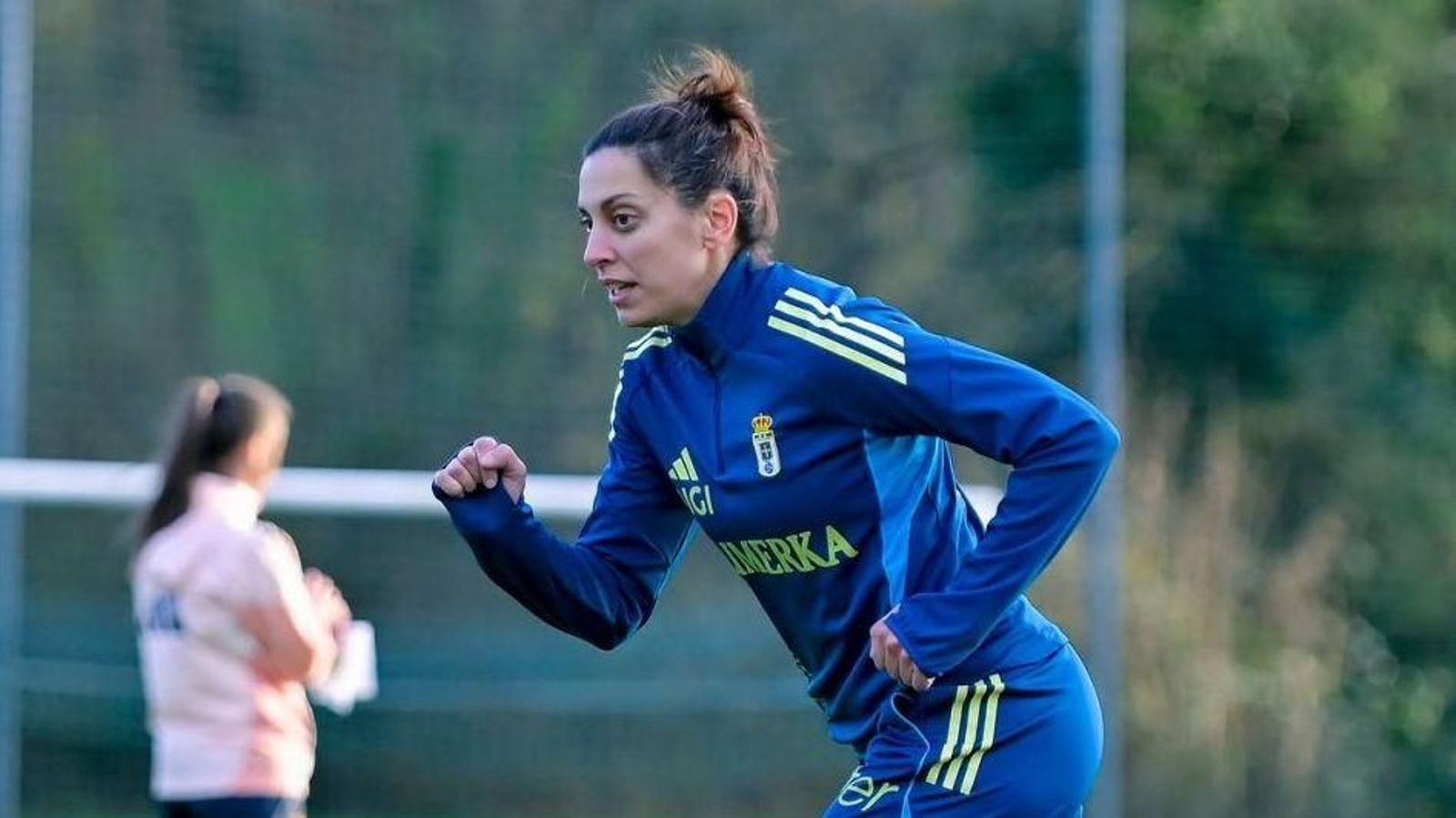 La moañesa Ana Buceta durante sus últimos entrenamientos como profesional.
