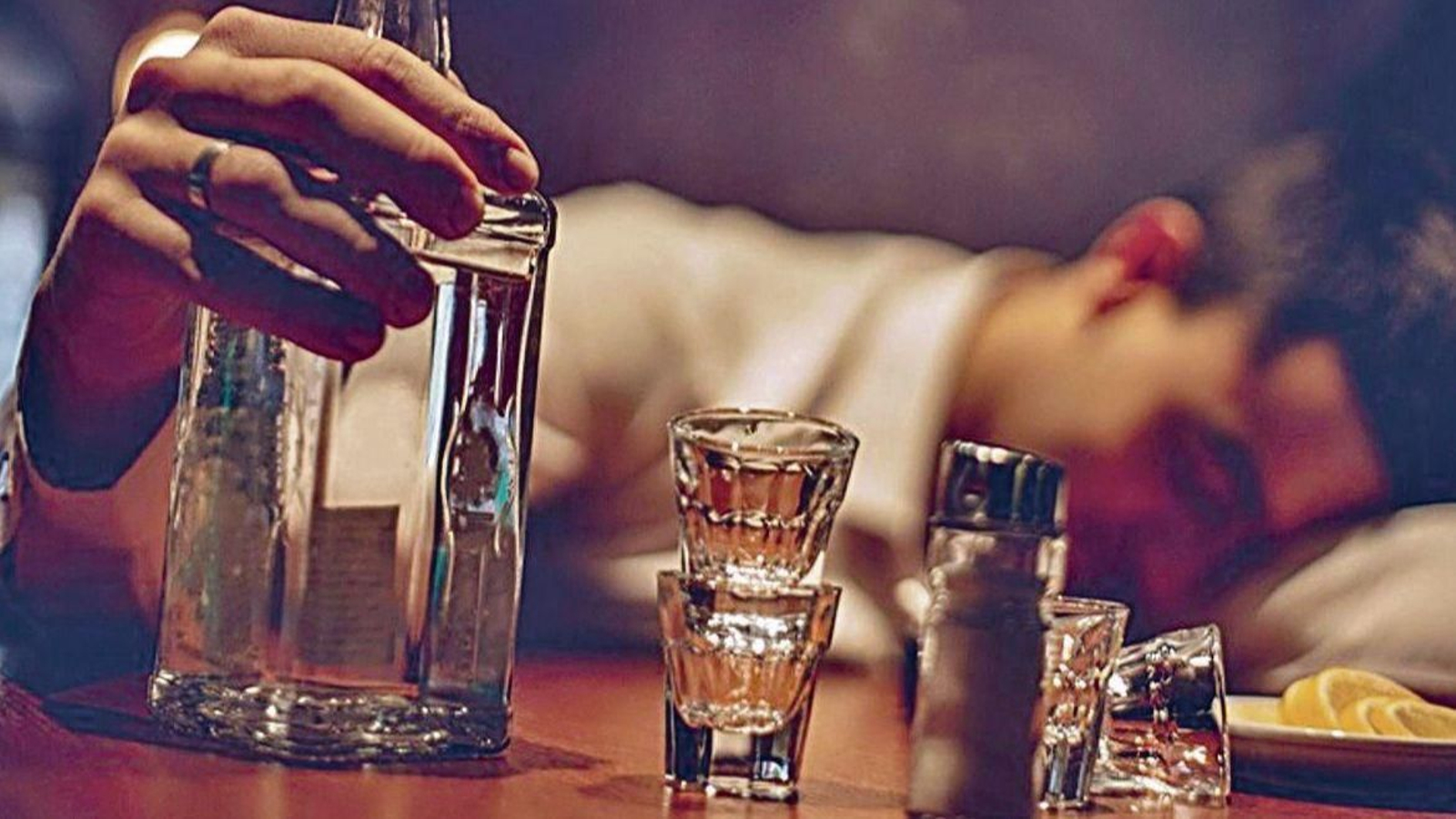 Las autoridades sanitarias relacionan el alcohol con varios tipos de cáncer.