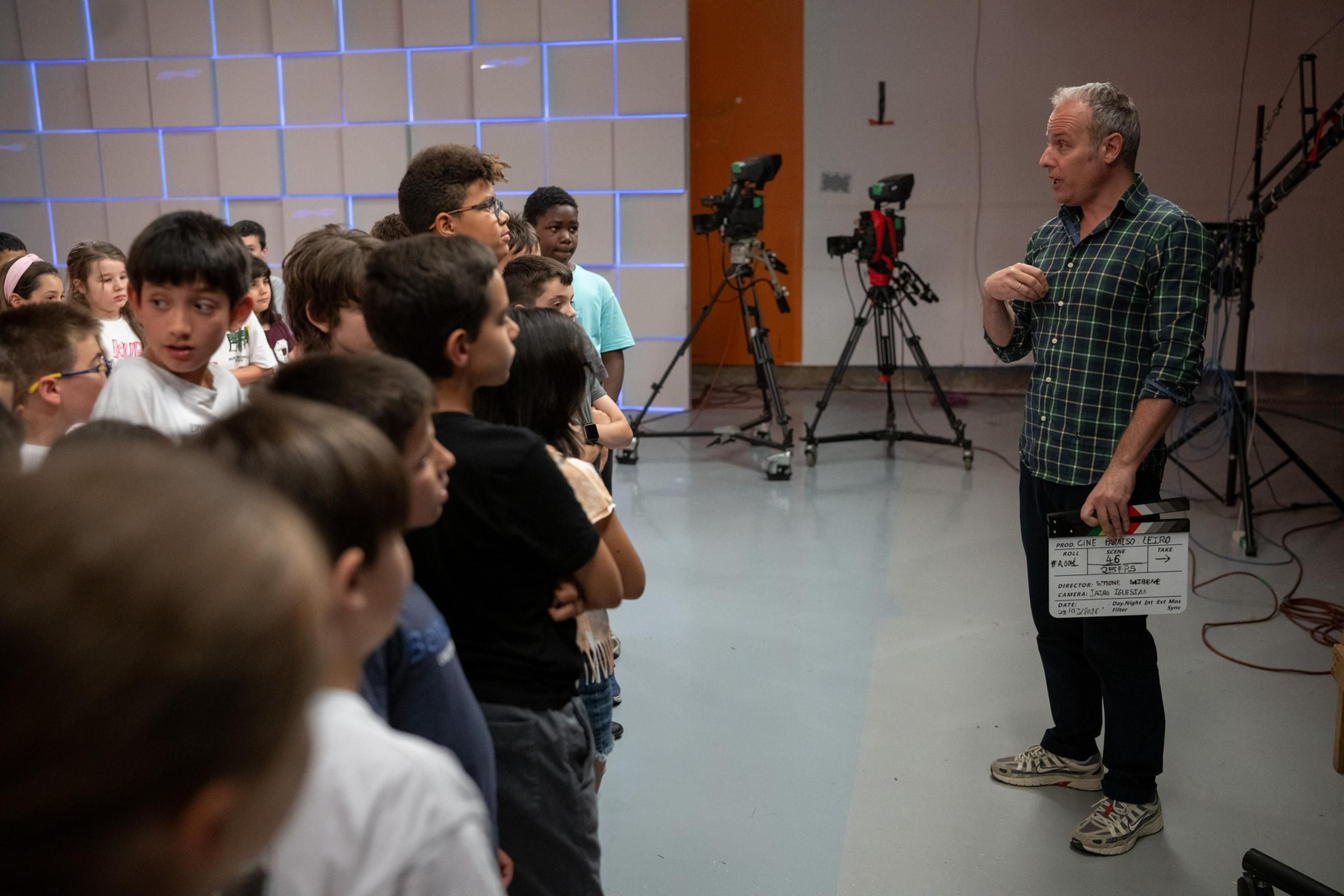 Visita dos alumnos do colexio Albino Núñez ó plató de Telemiño