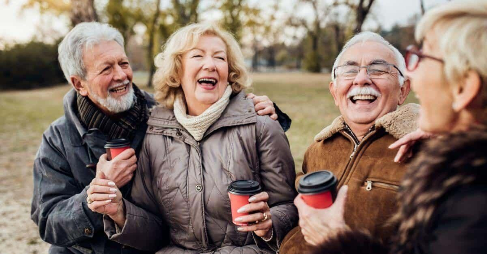 El documento pone el foco en la utilidad social y la participación comunitaria.