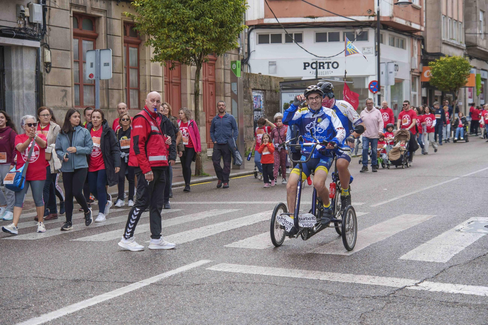 Galería | Carrera por la esclerosis múltiple en Bouzas