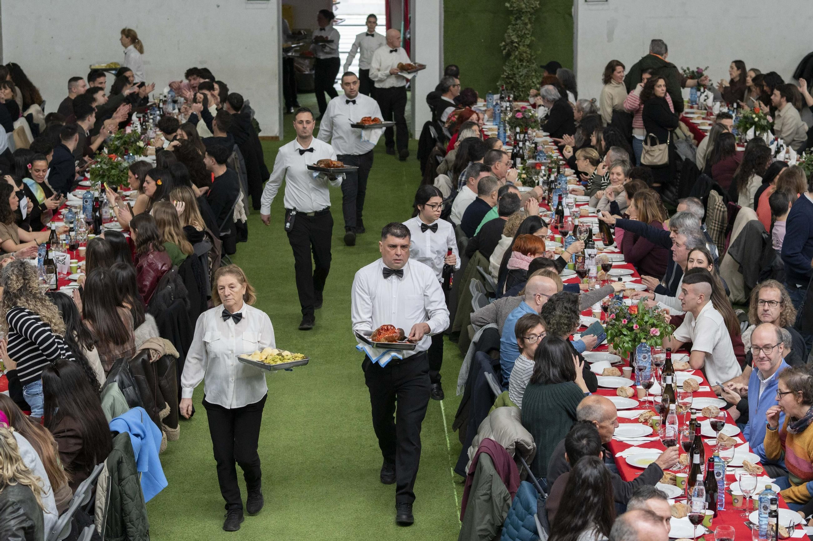 Galería | Botelo, patatas, repollo y chorizo para disfrutar un año más de la tradicional comida popular