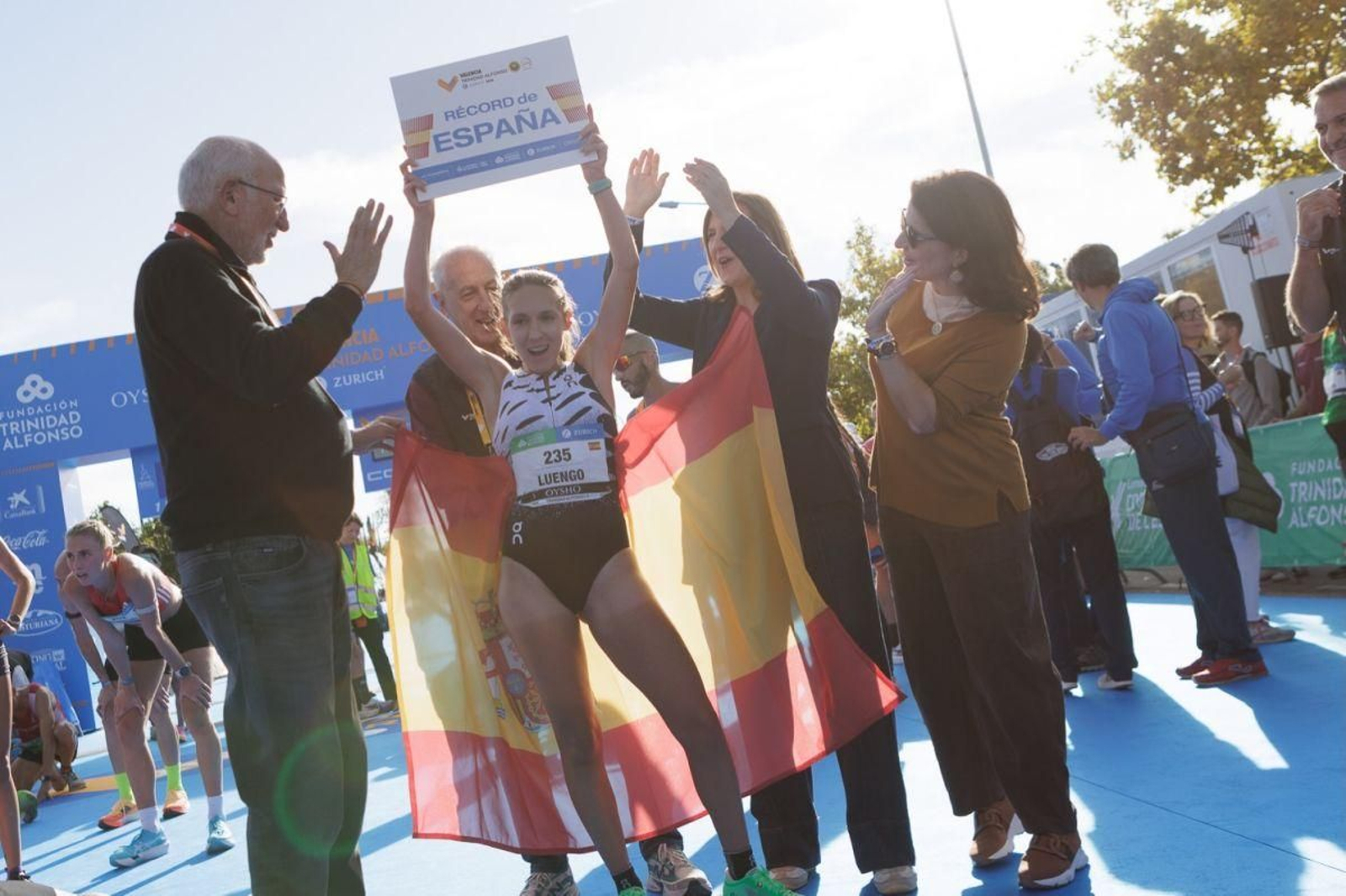 Laura Luengo rompió el récord de España en la Media Maratón de Valencia.