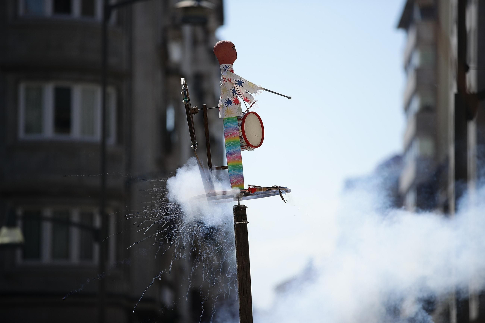 Galería |  Las Madamitas y el buen tiempo conquistan San Lázaro