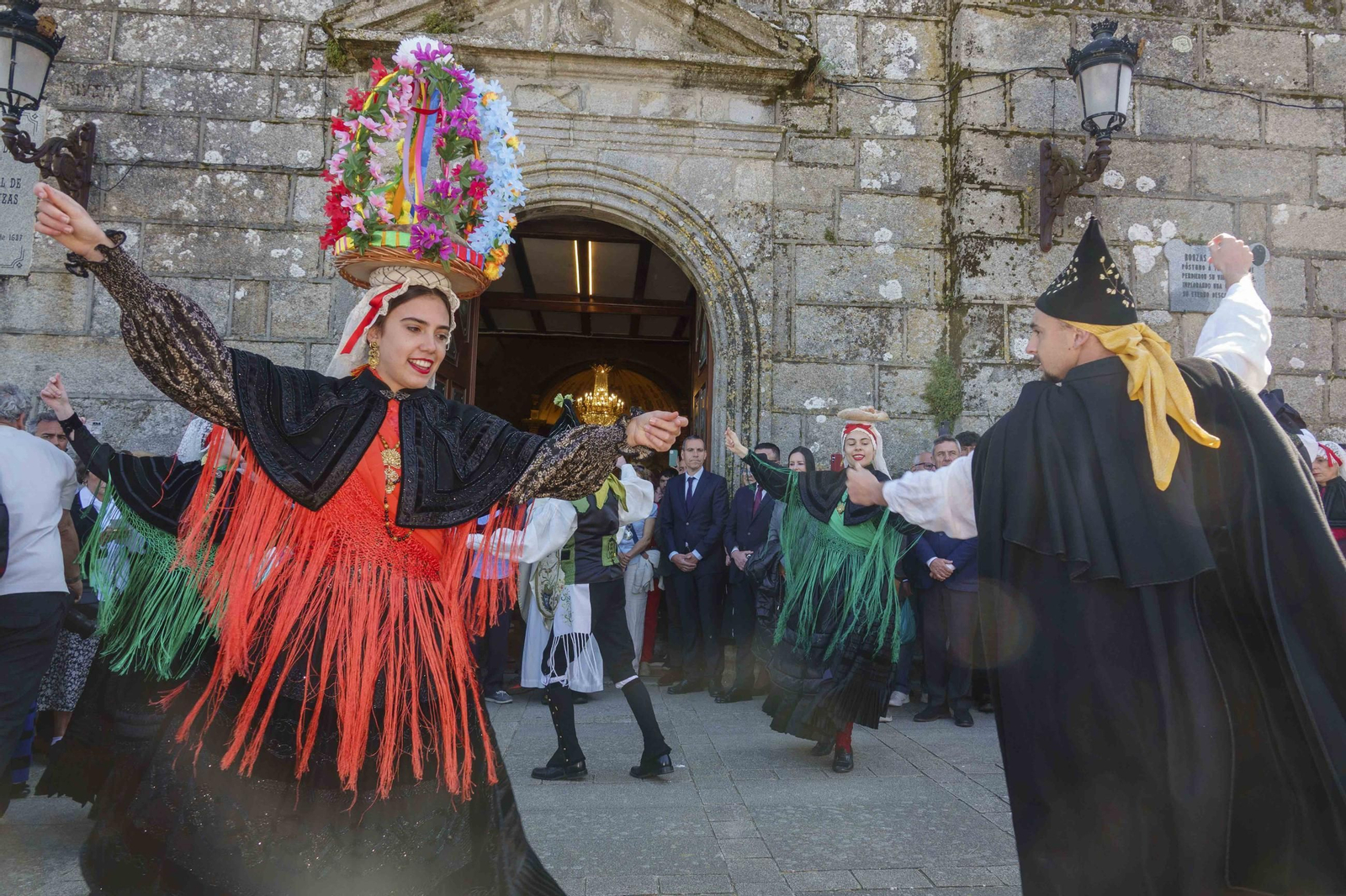 Galería | La Procesión del Encuentro de Bouzas despide la Semana Santa