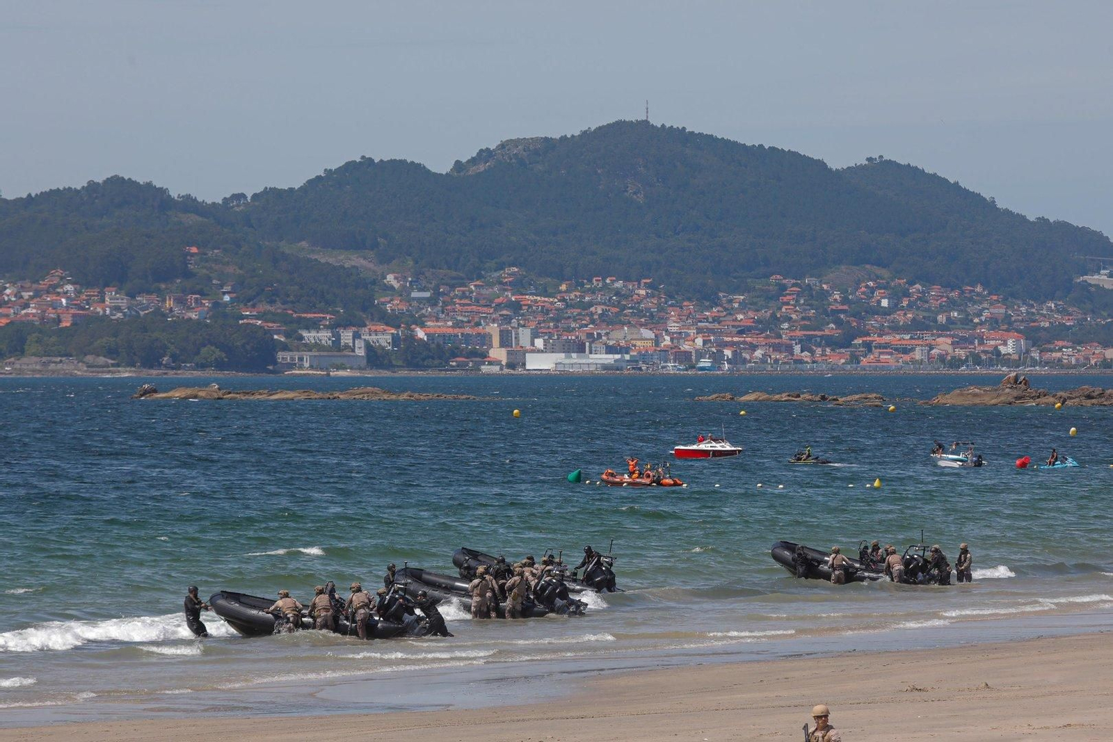 Exhibición flota Dédalo 24 en Samil.