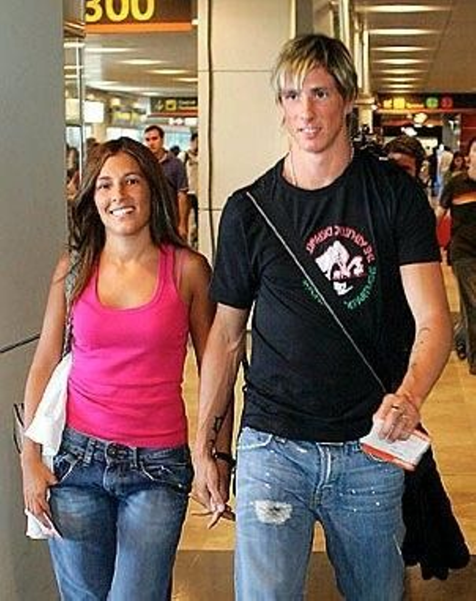 Fernando Torres con su novia, la gallega Olalla Domínguez.
