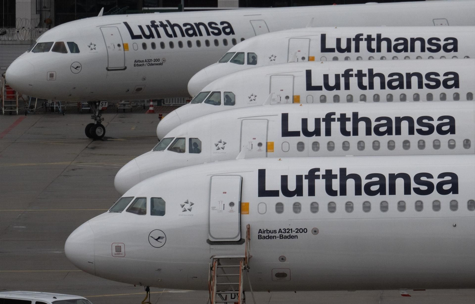 Aviones de Lufthansa aparcados