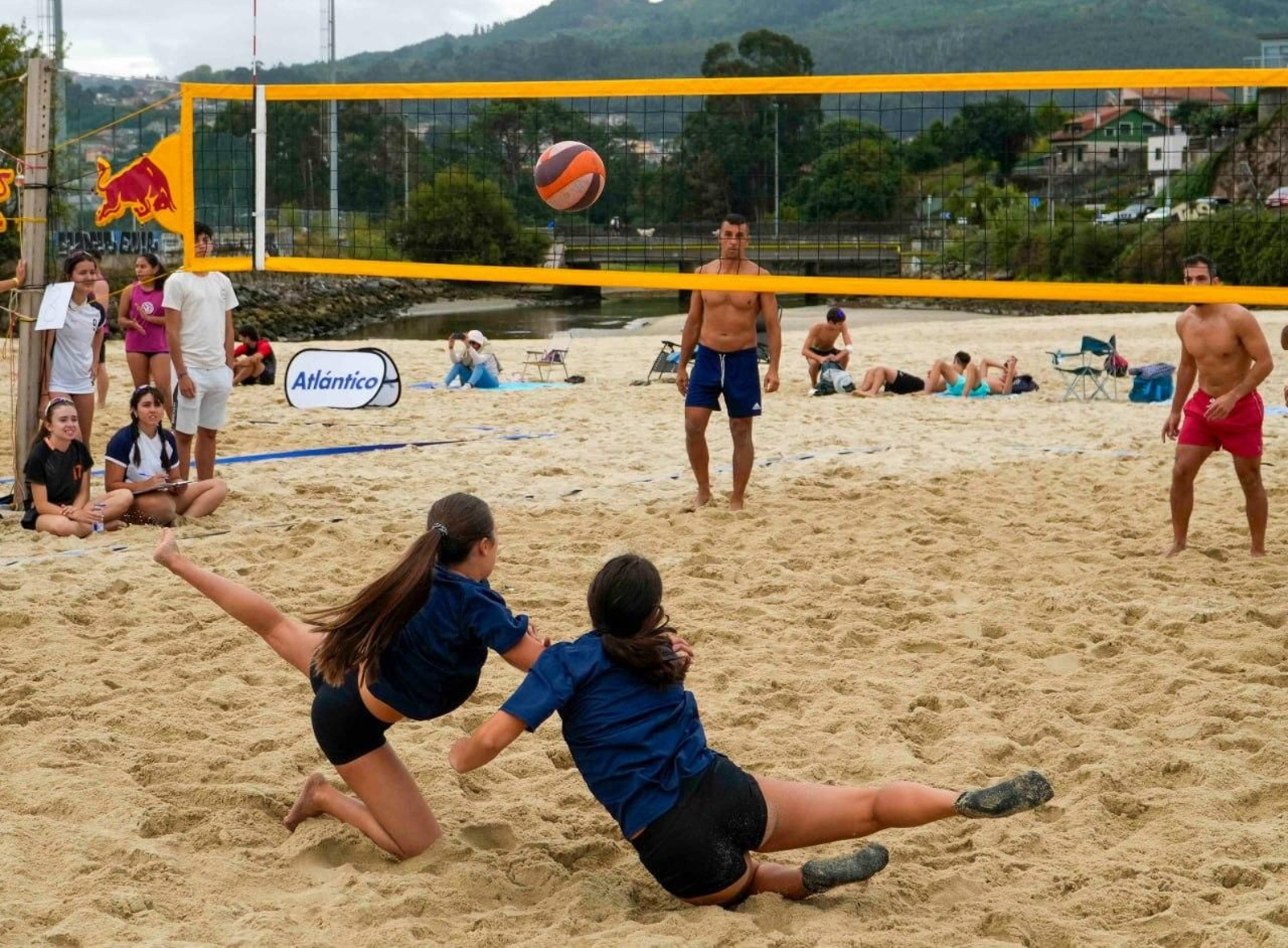 Galería | Dos días de vóley playa en Samil con Atlántico