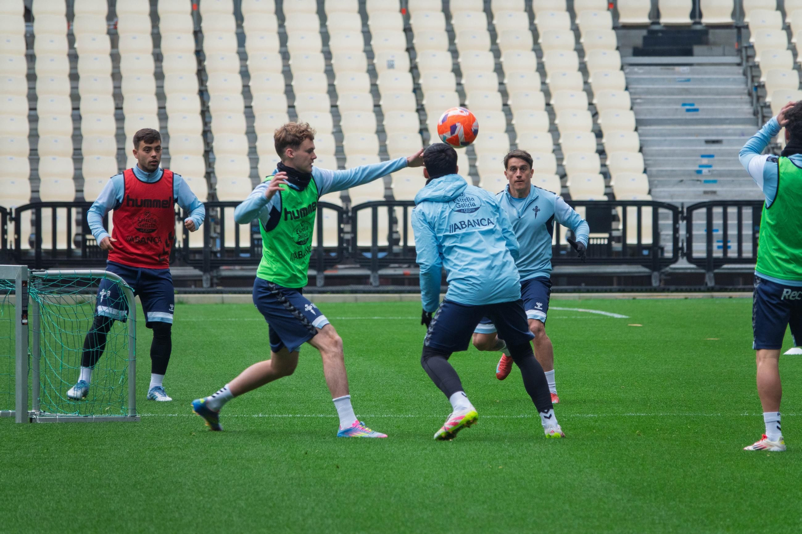 Galería | Entrenamiento multitudinario del Celta en Balaídos