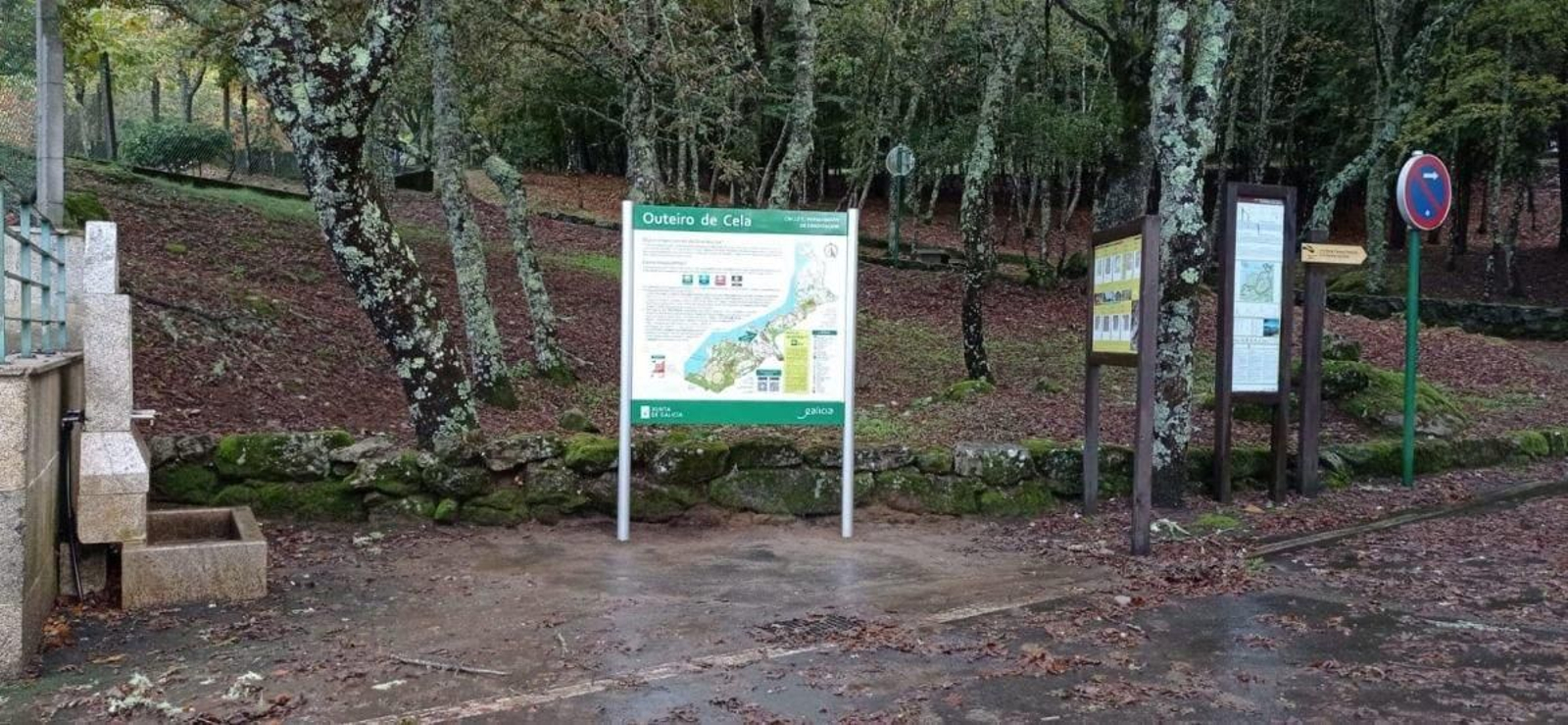 El nuevo circuito de orientación en el parque de Outeiro da Cela, dentro del complejo de O Corgo