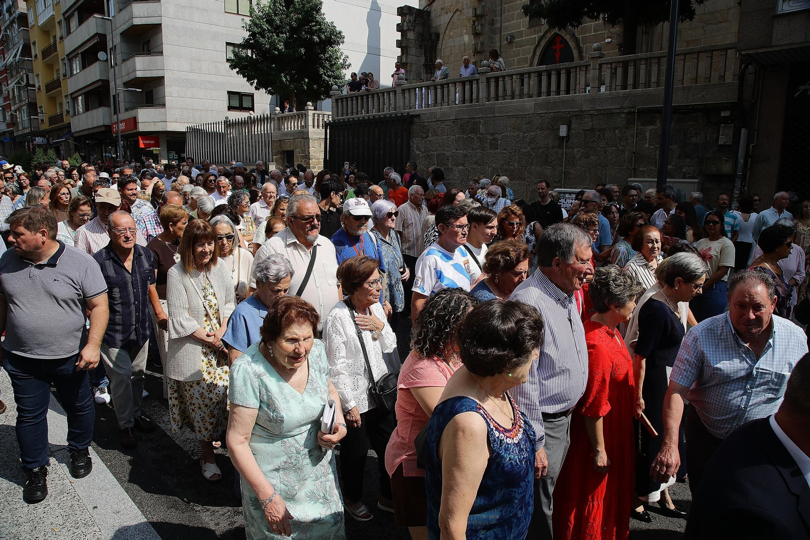 Galería | As Caldas celebra su día con una multitud de fieles