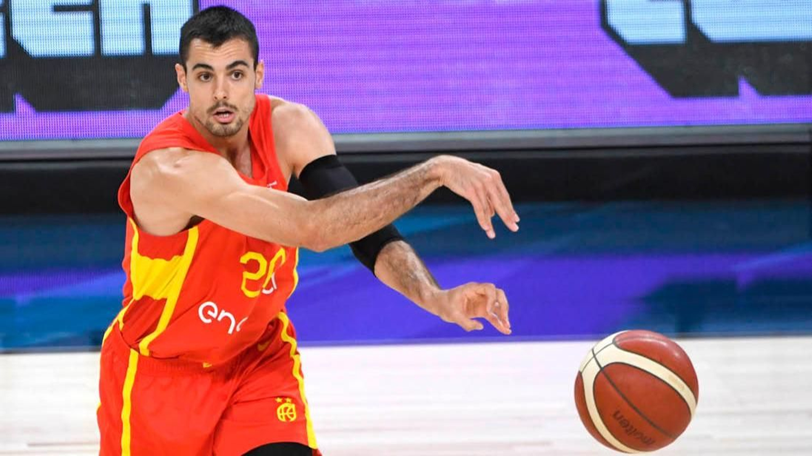 Alberto Abalde se ha metido en la lista de los Juegos para ser importante en la selección de Scariolo. EFE