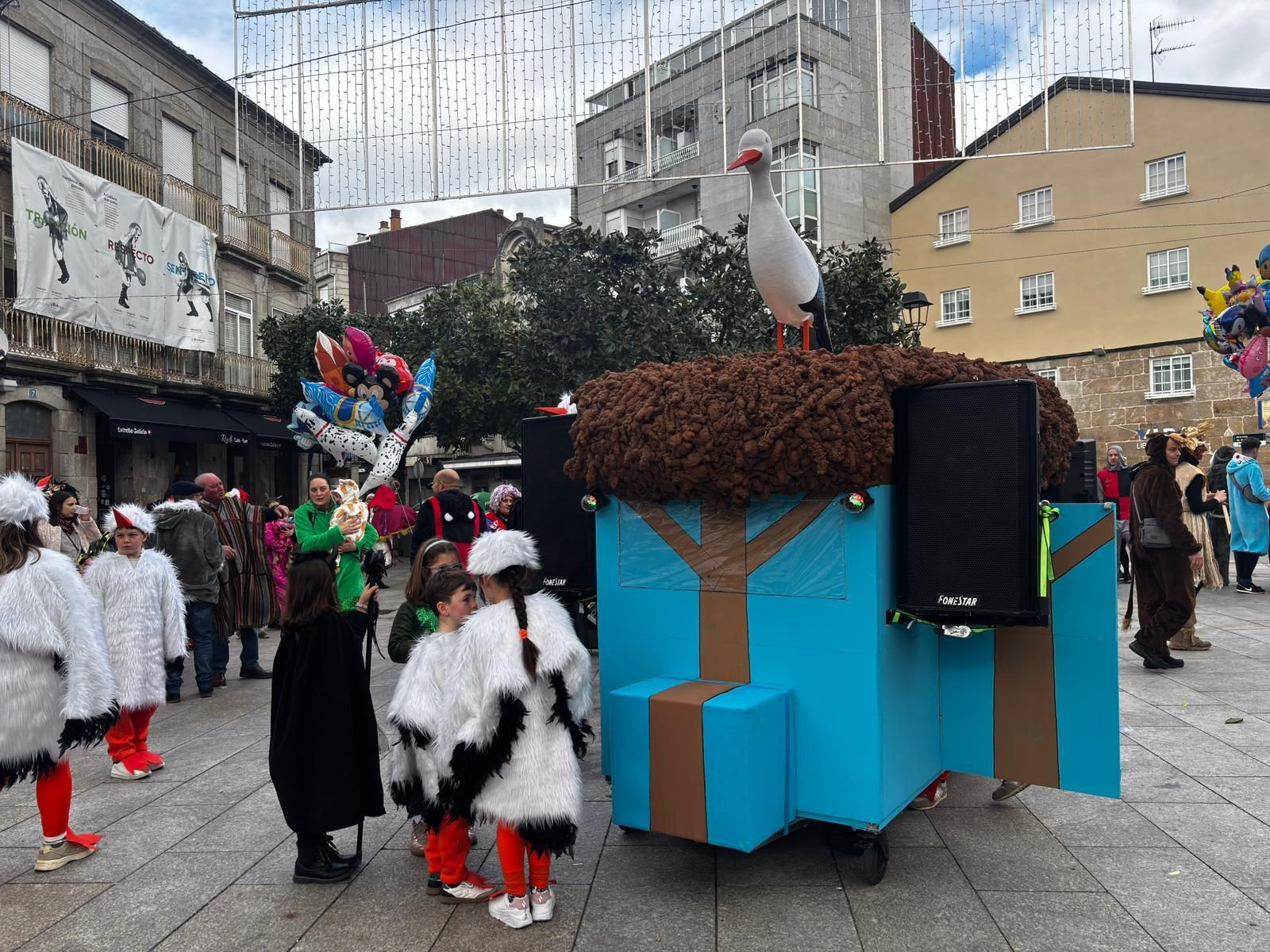 Galería | El sol vuelve para acompañar el Martes de Entroido en Xinzo
