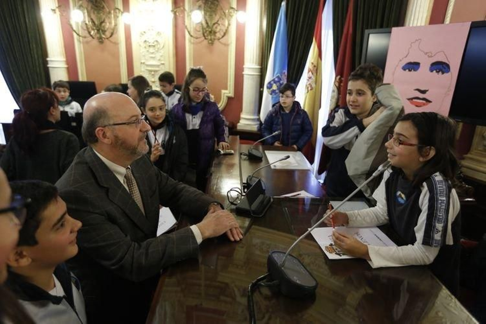 Ourense. 24-02-15. Local. Actos do día de Rosalía No concello.
Foto: Xesús Fariñas