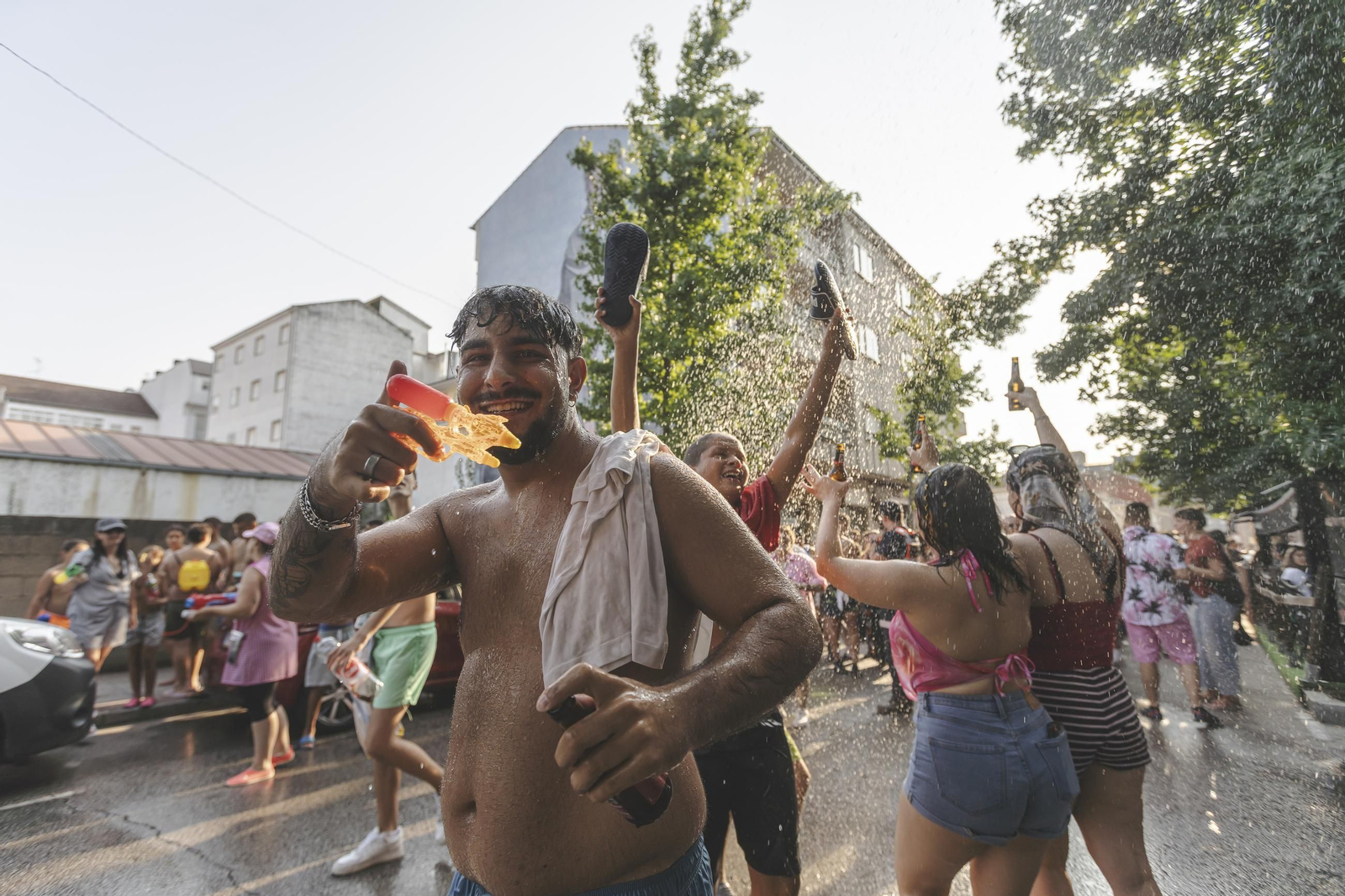Galería |  Verín se echa a la calle al compás de las batucadas