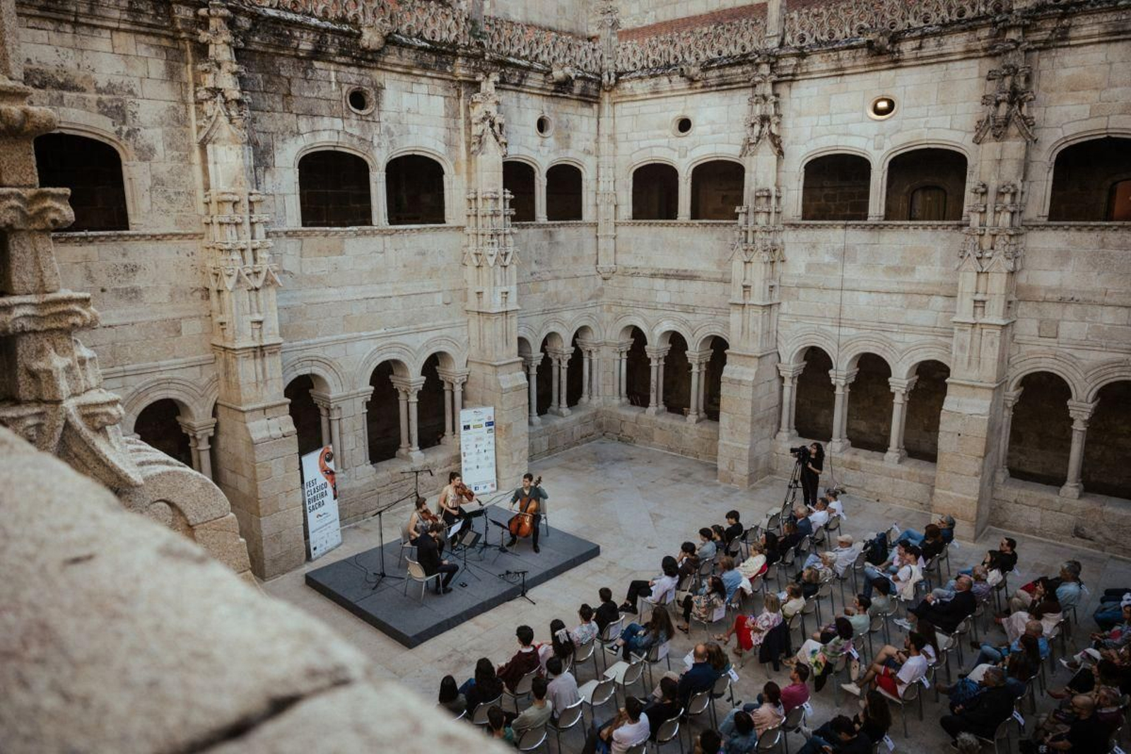 Una actuación de la pasada edición del Fest Clásico Ribeira Sacra.