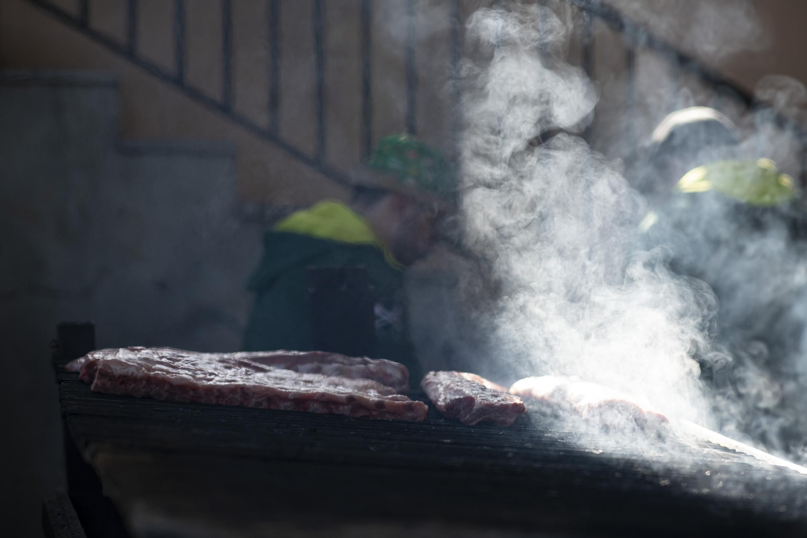 Galería | Los magostos llenan de humo, castañas y grandes momentos Ourense