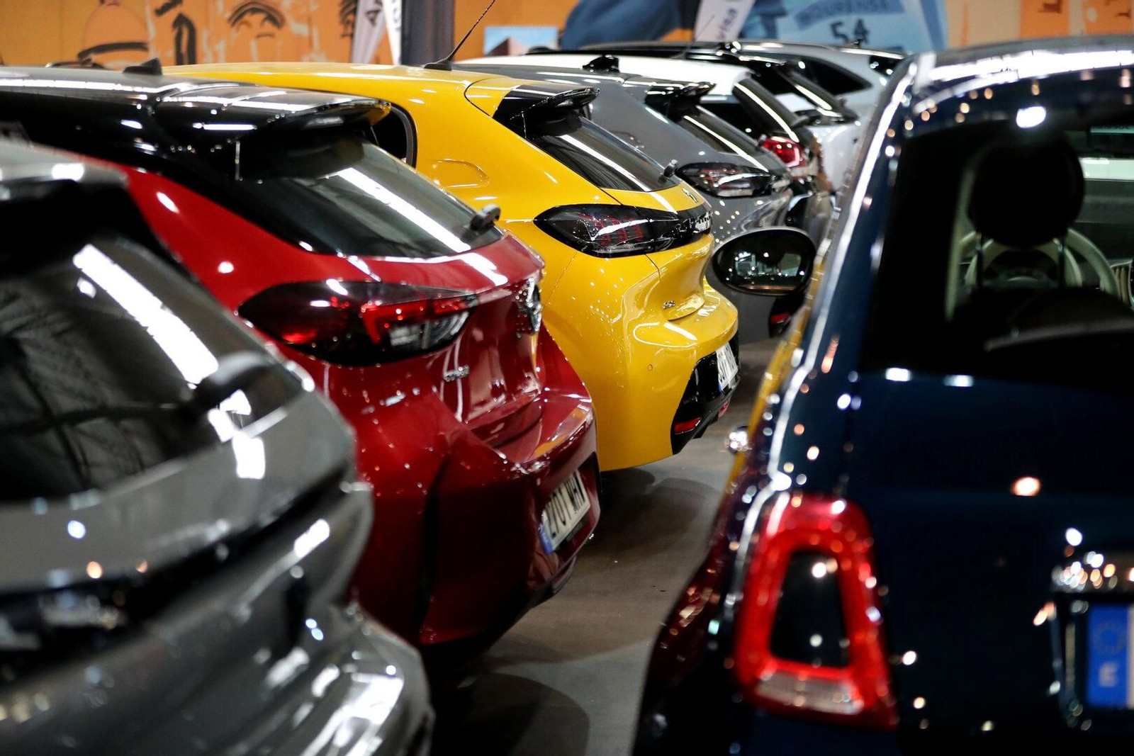 Segunda jornada del Salón del Automovil en Expourense, especial coches de ocasión.
