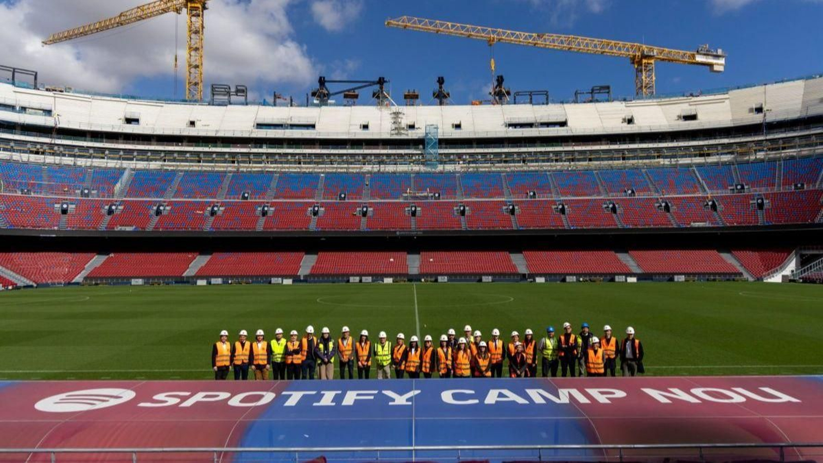 La delegación de la FIFA comenzó ayer en Barcelona su ronda de visitas a ciudades candidatas.
