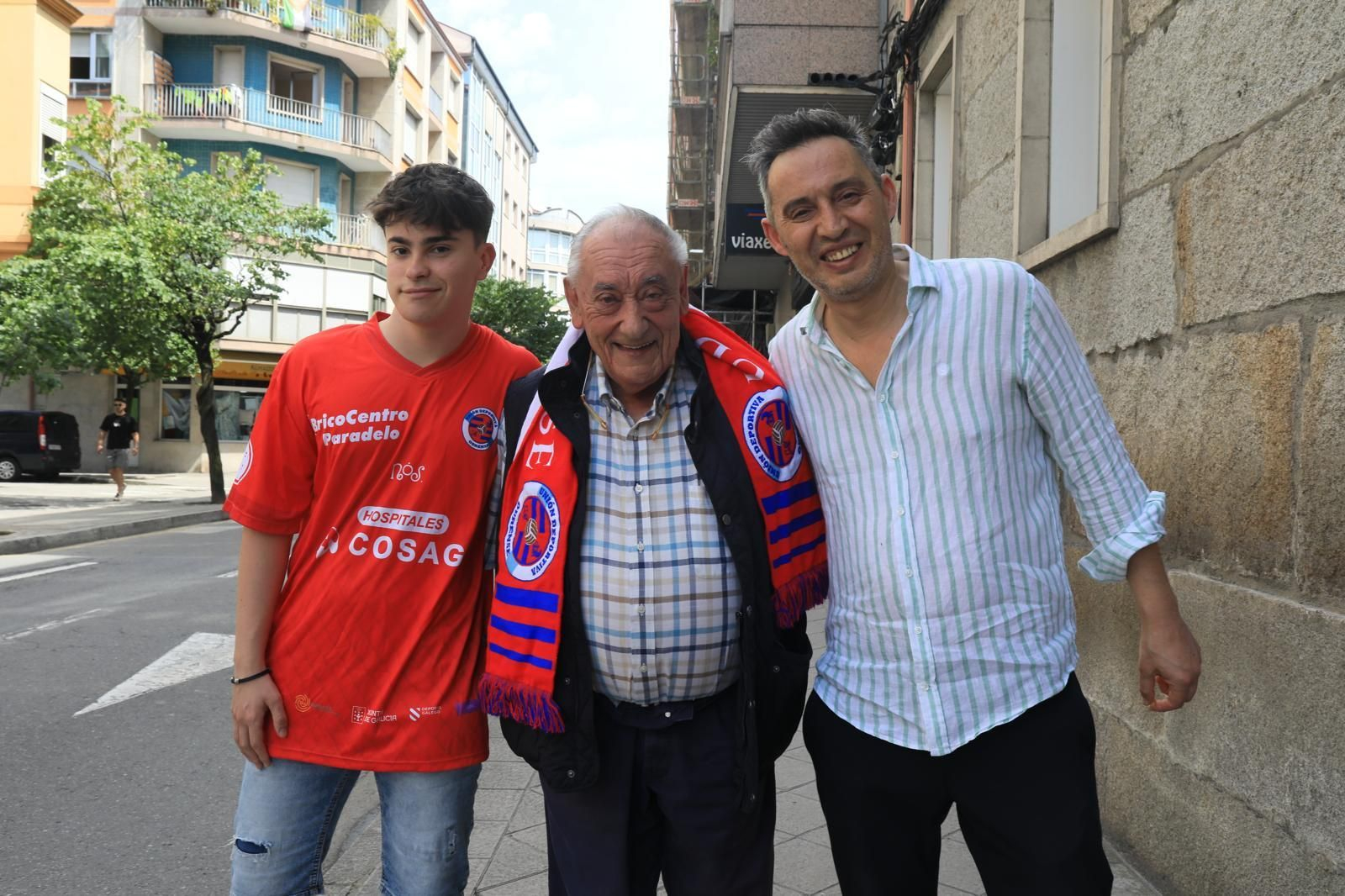 Galería | La UD Ourense quiere llegar a Primera Federación y la afición se vuelca con el equipo en O Couto