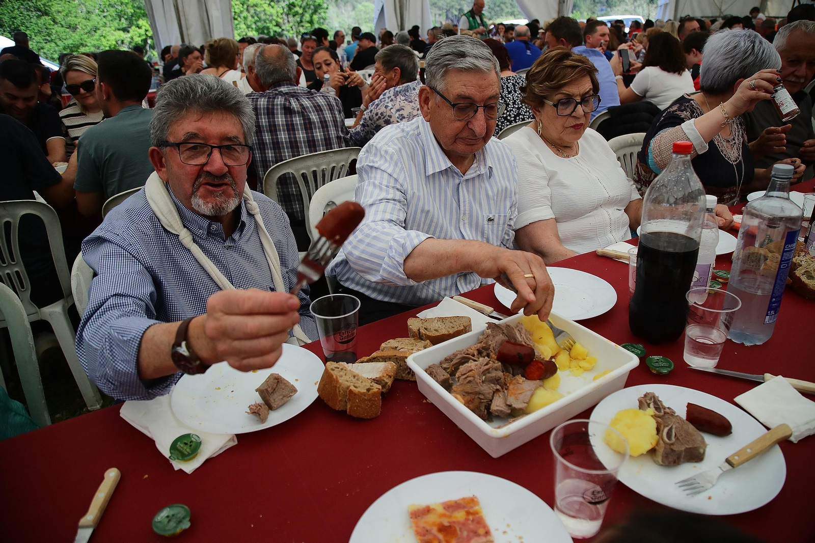 Galería | La “Festa da Carne ao Caldeiro” vuelve a conquistar Cartelle