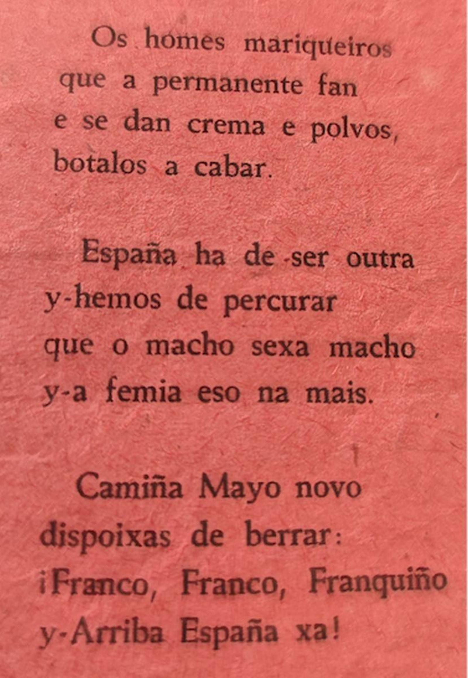 Loas a Franco en 1939. El rojo, el azul y el gris,  además del blanco, serán los colores del papel con pie de imprenta.