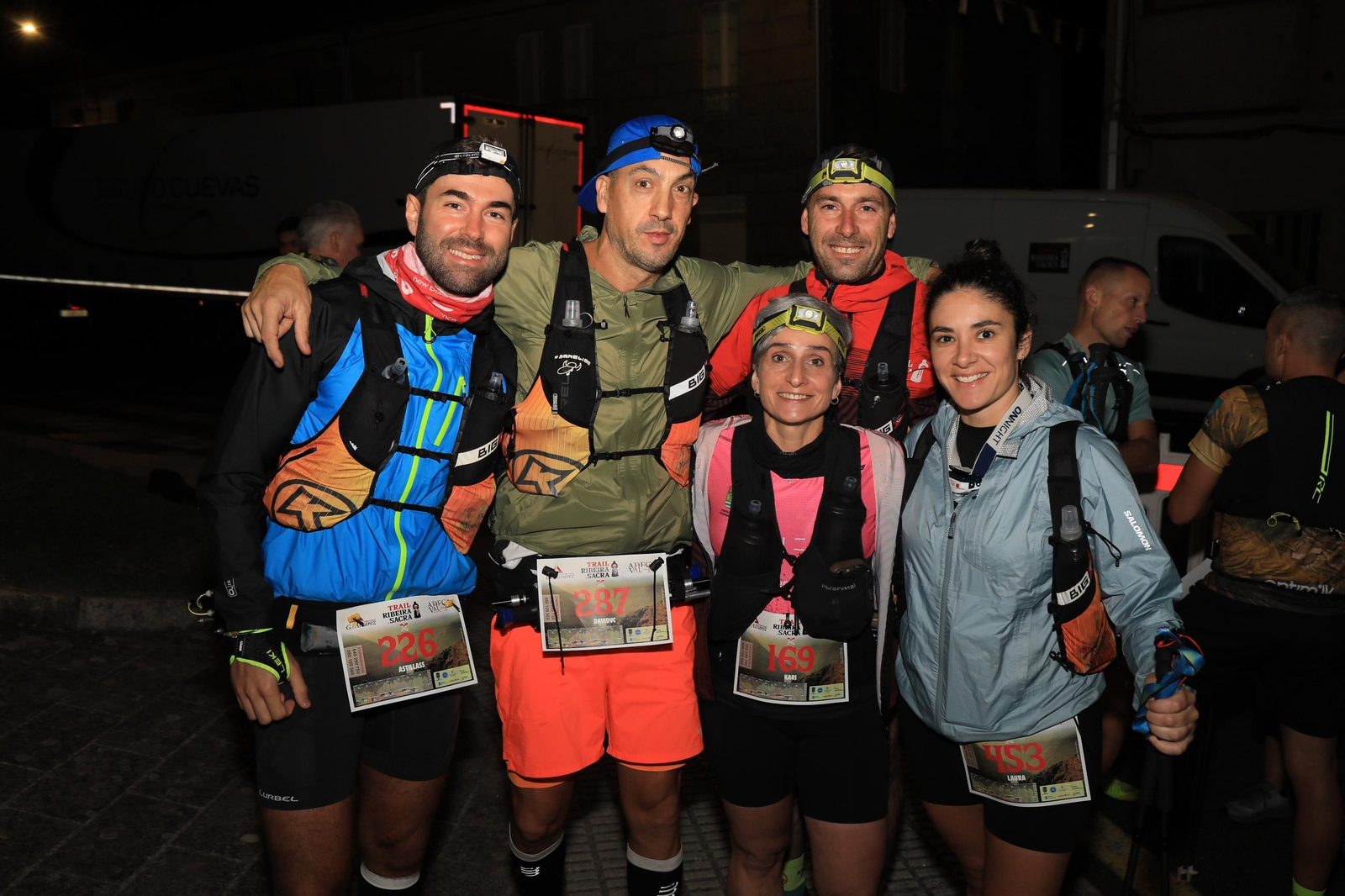 Galería | El Trail Ribeira Sacra cumple diez años y lo celebra entre montes y miradores, en fotos