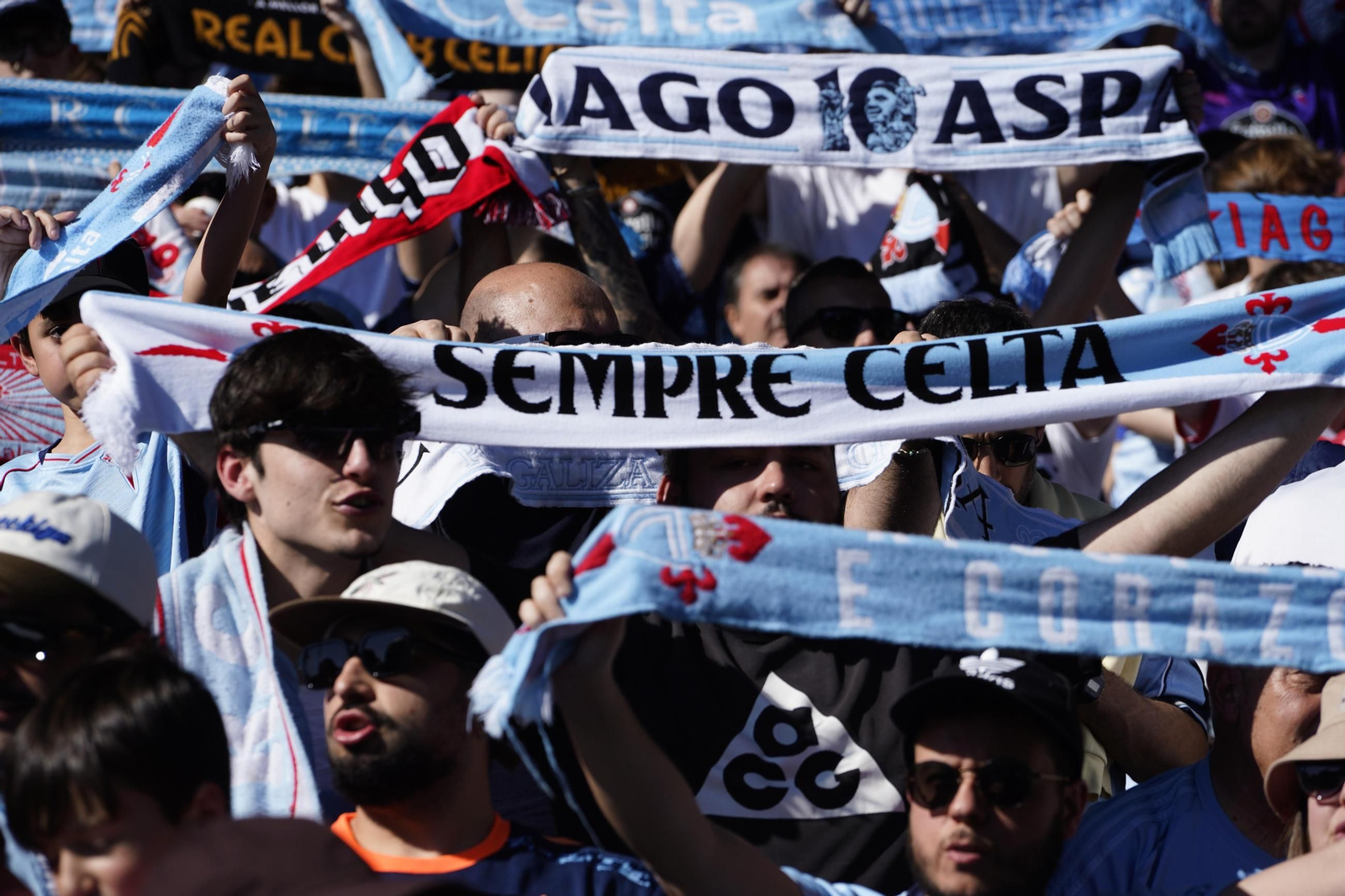Galería | El Celta y el Alavés se miden en Balaídos