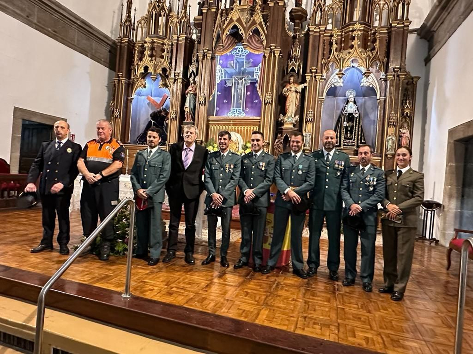 Misa solemne en Trives por el Día del Pilar.