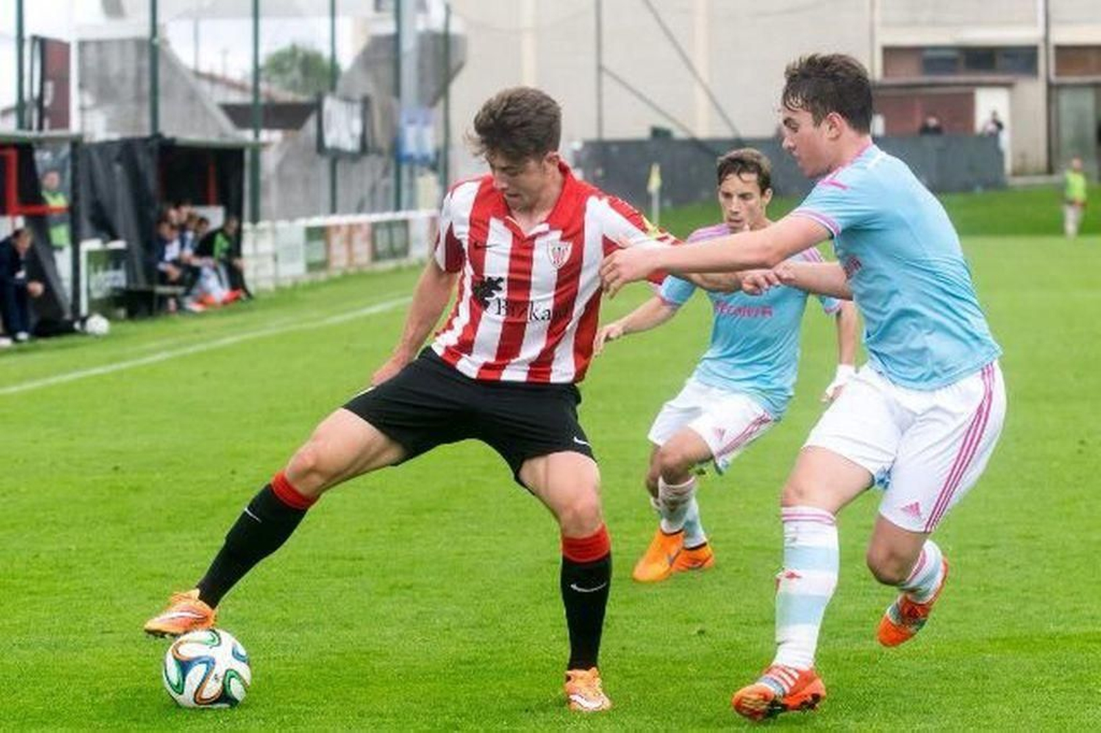 Valiño se midió al Celta en las inferiores del Athletic Club.