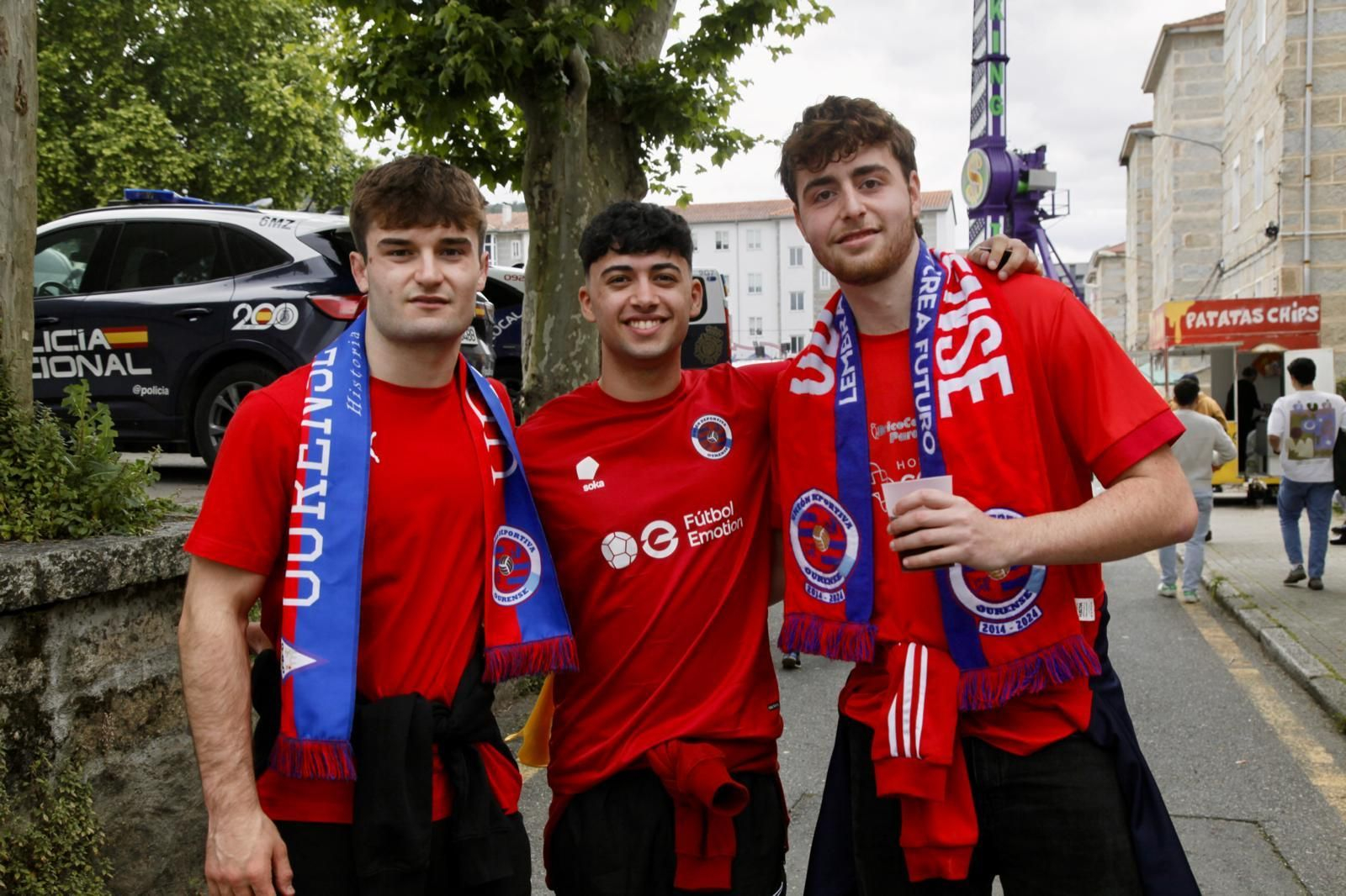 Galería | El Estadio de O Couto vibra con un partido para la historia de la UD Ourense