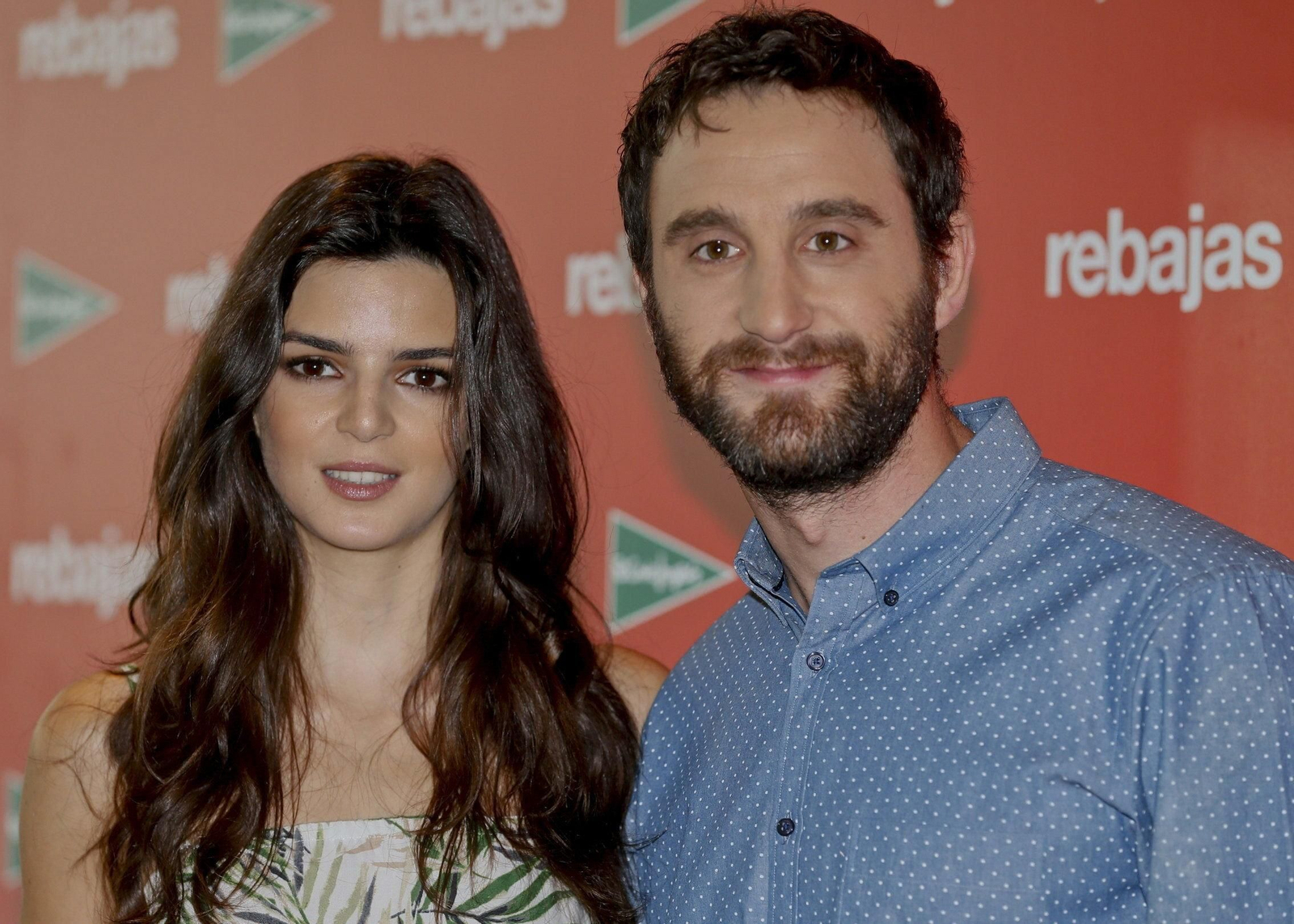 Los protagonistas de "Ocho apellidos vascos", Clara Lago y Dani Rovira, presentan la Campaña de Rebajas de Verano 2014 del Corte Inglés