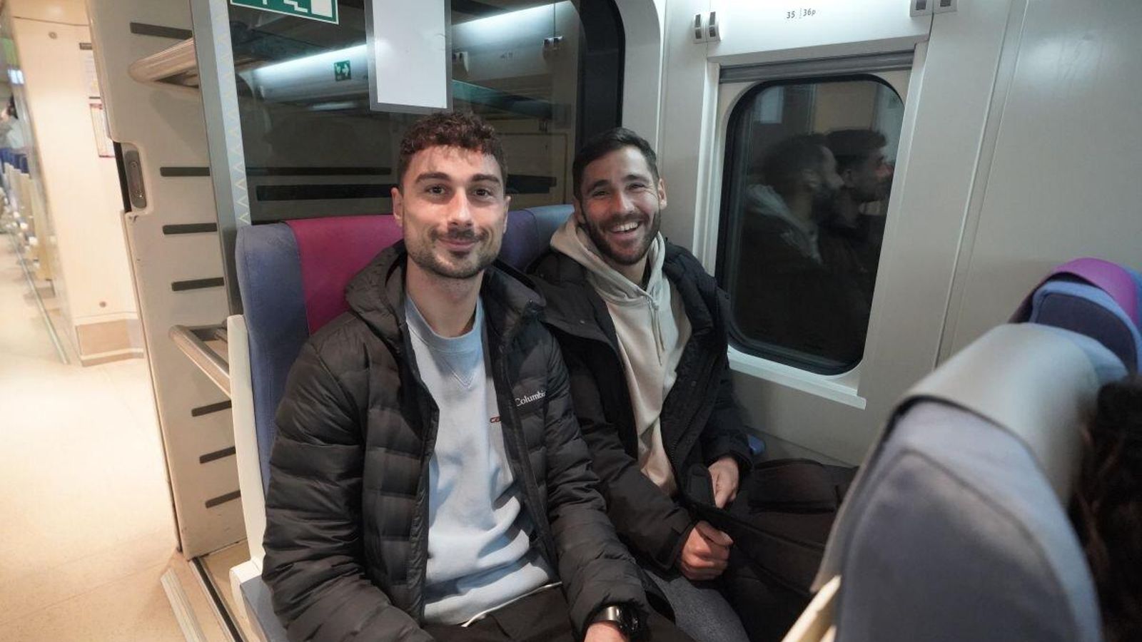 Crespo cubre el trayecto Vigo-Santiago y Añón el Coruña-Vigo.