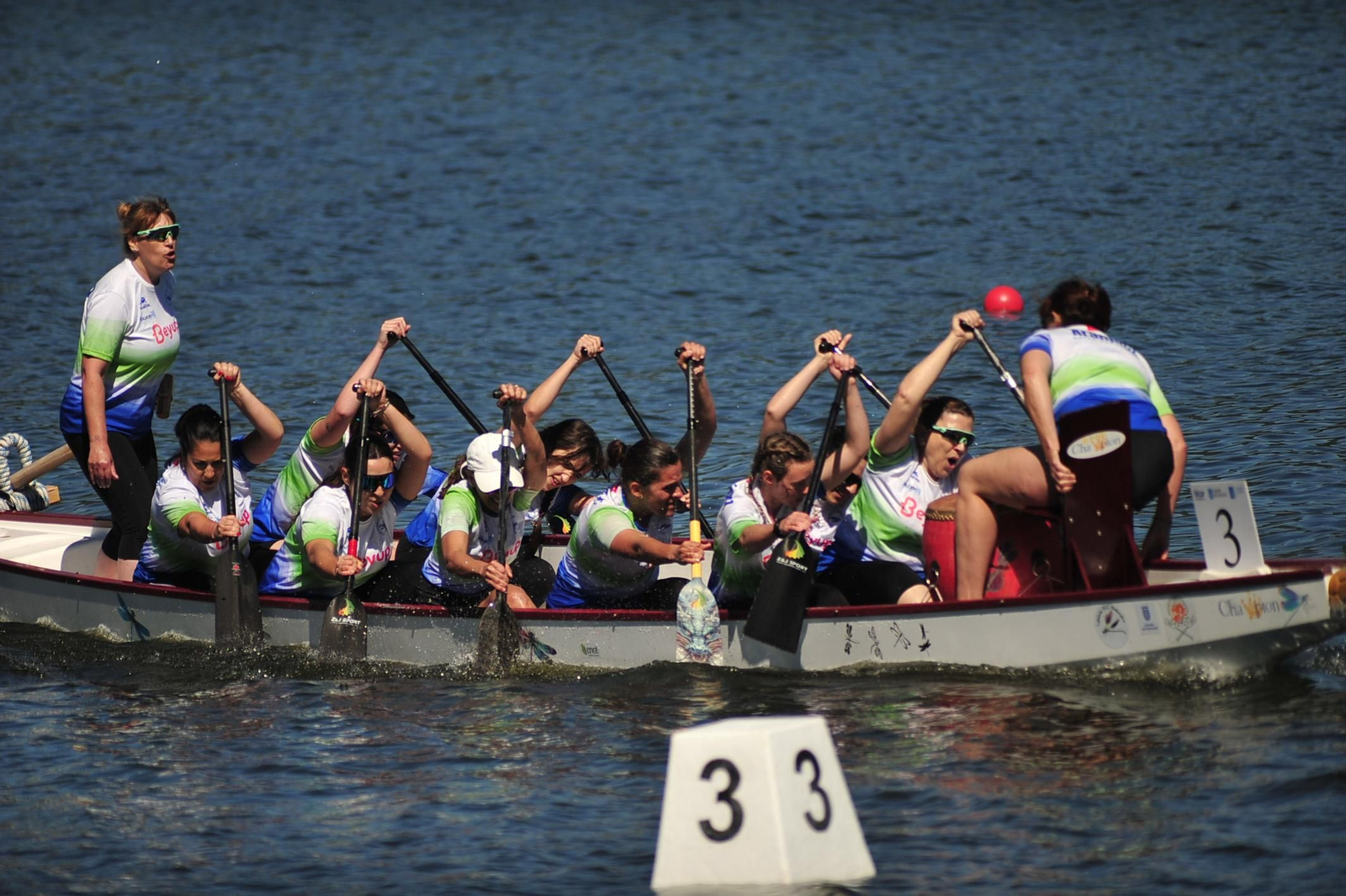 Galería | La Copa de España de Barco Dragón llena Muíños de deporte