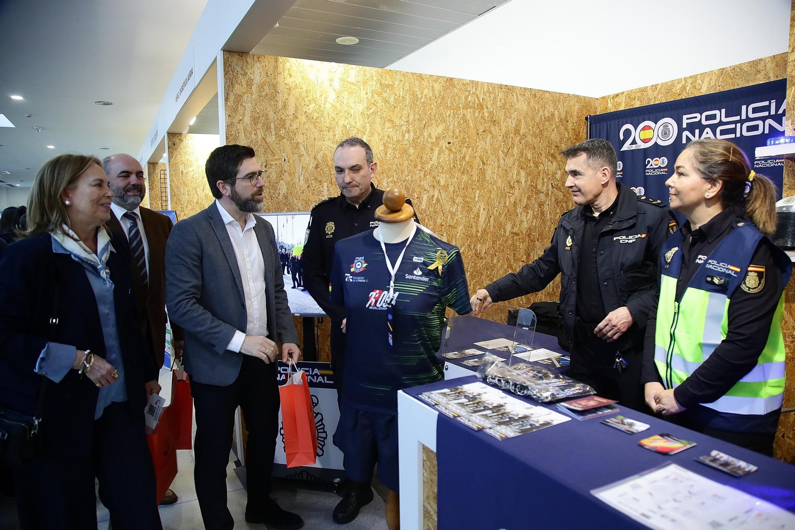 Galería | Previsel transforma Expourense en un parque de prevención y seguridad