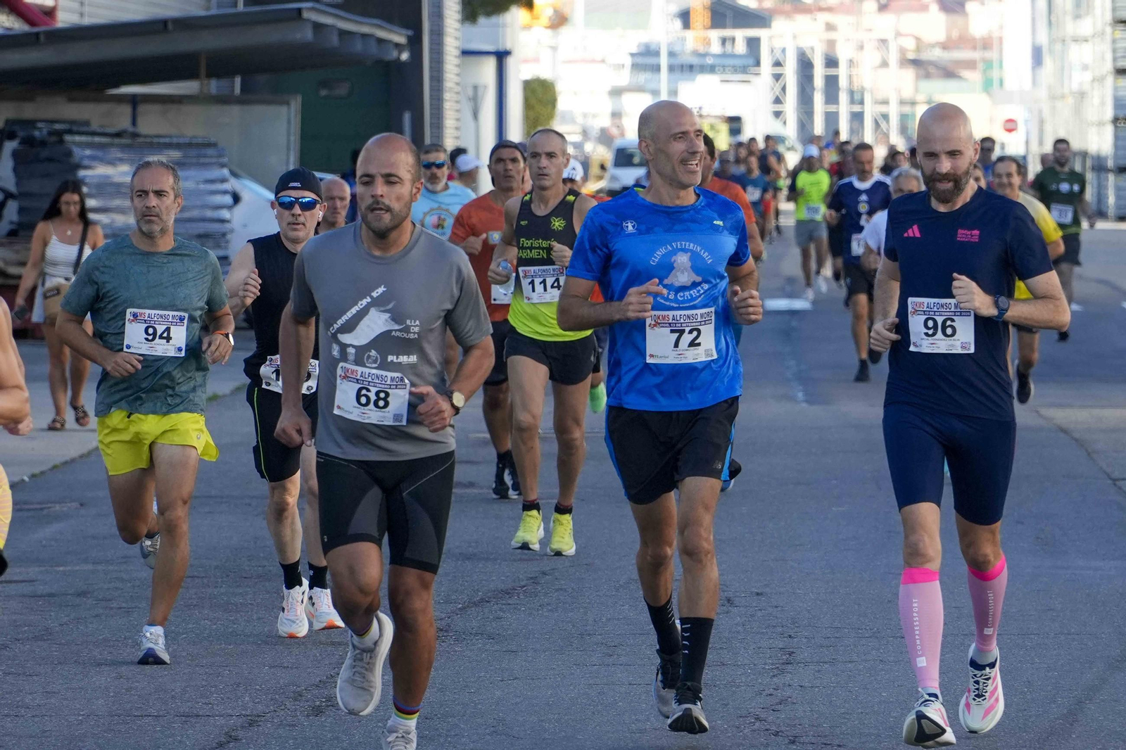 Galería | El puerto pesquero de Vigo acoge hasta cinco carreras organizadas por Carlos Adán