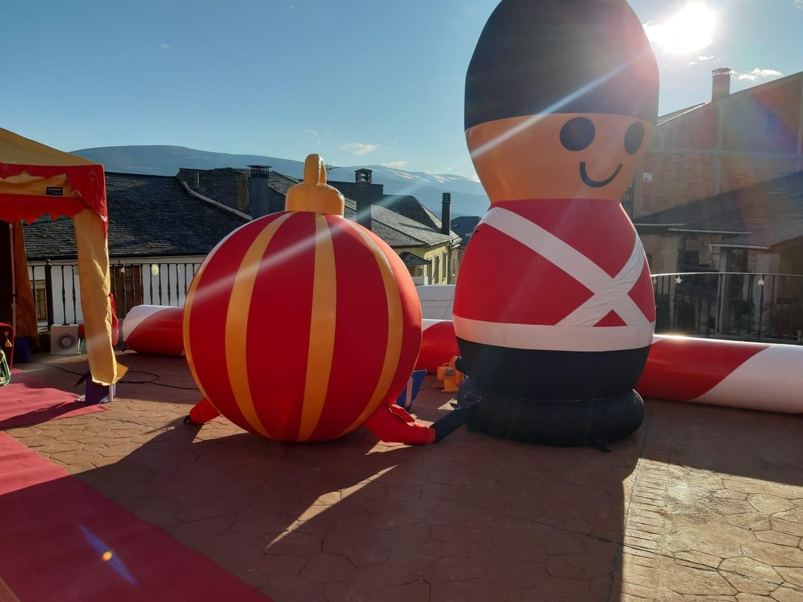 Los Reyes Magos visitan a los más pequeños de Rubiá