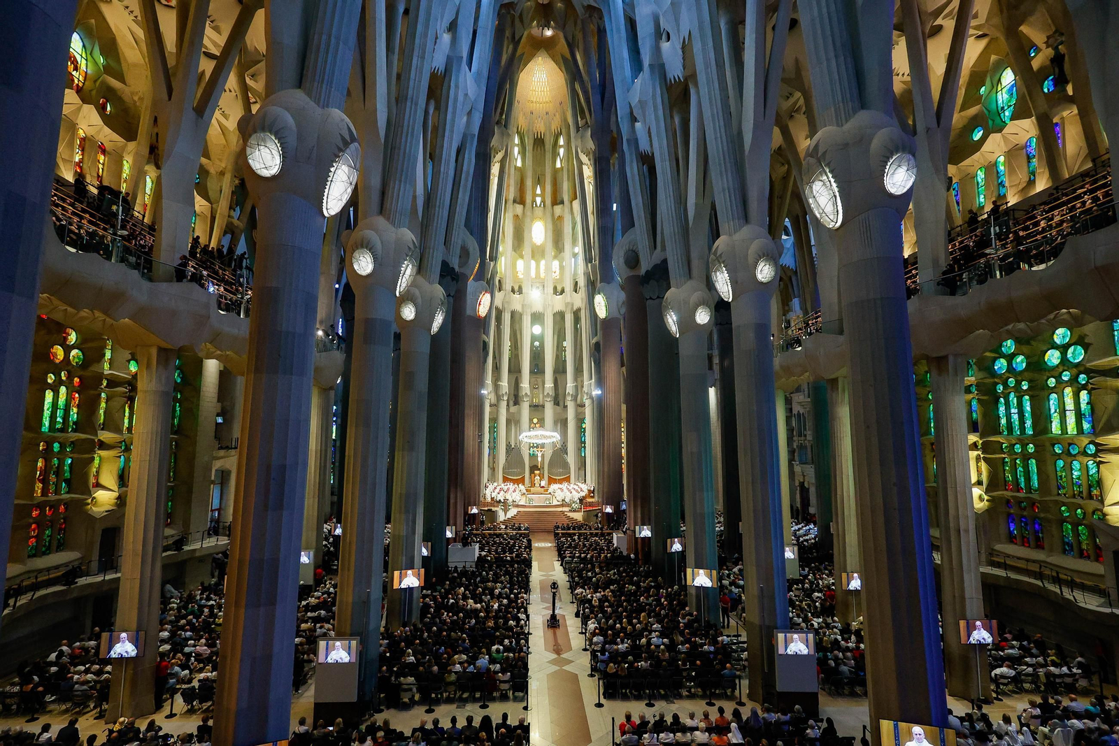 Galería | El papa León XIV se despide de Barcelona: misa y bendición en la Sagrada Familia