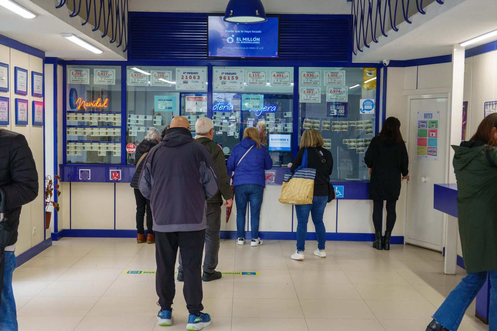 La lotería de Navidad se ha ido adaptando año tras año a los avances tecnológicos.