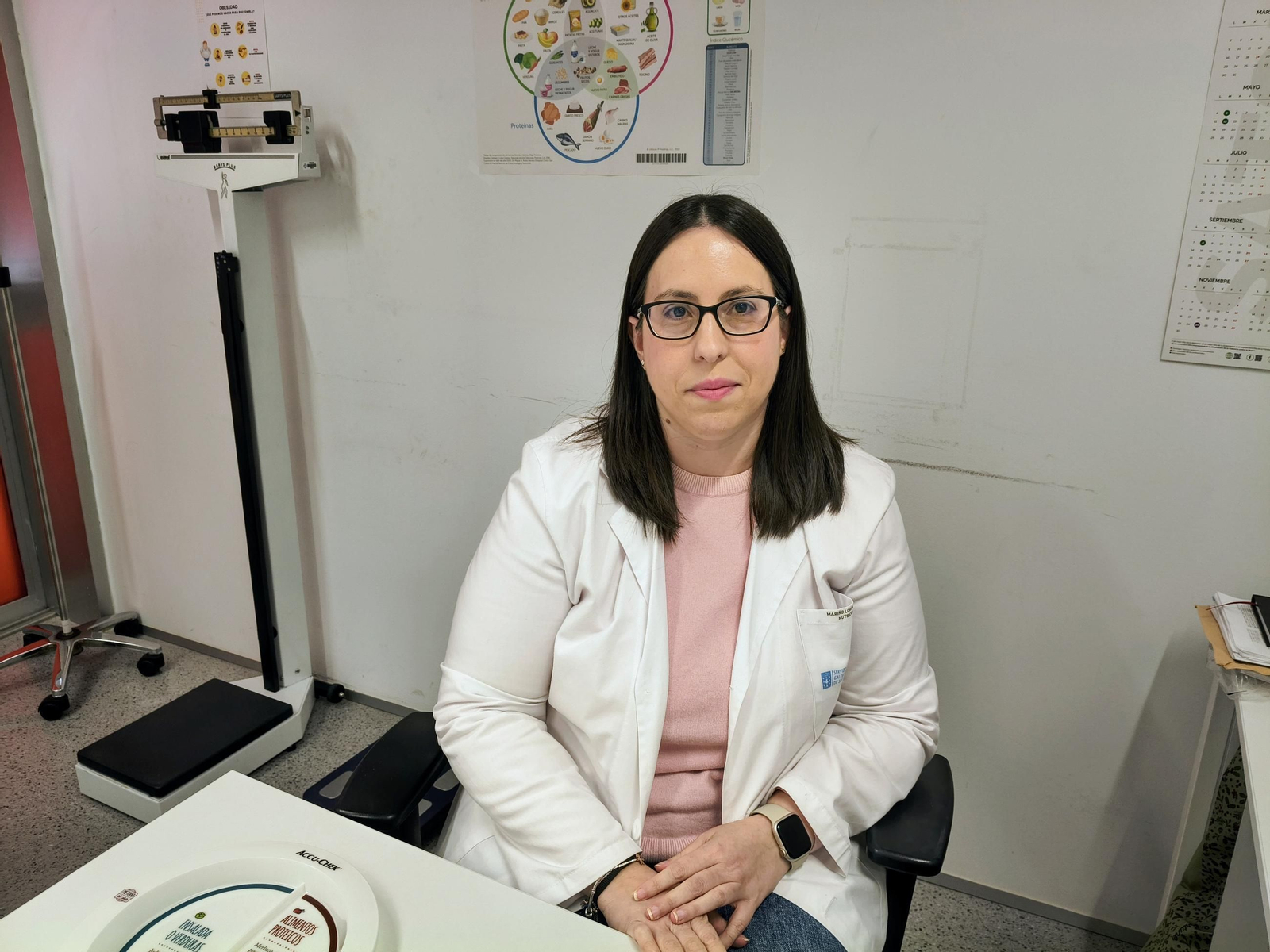 La nutricionista Paula Mariño en su consulta de A Parda.