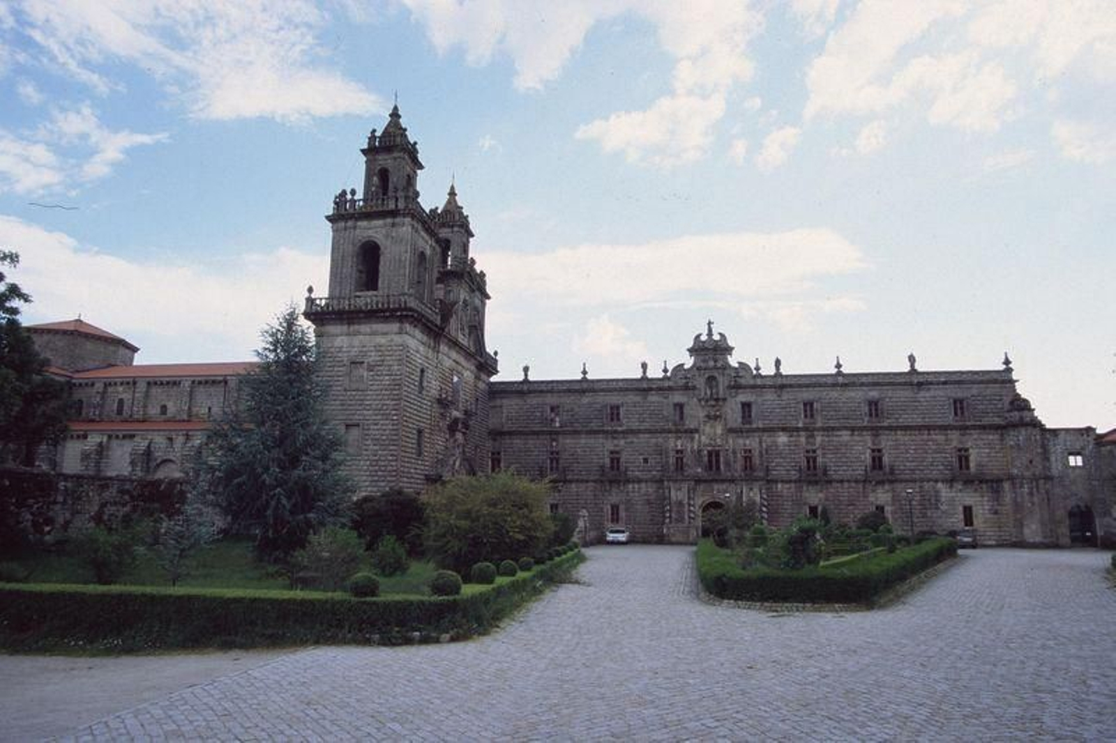 Monasterio de Santa María La Real de Oseira, en Cea // FOTO: Martiño Pinal