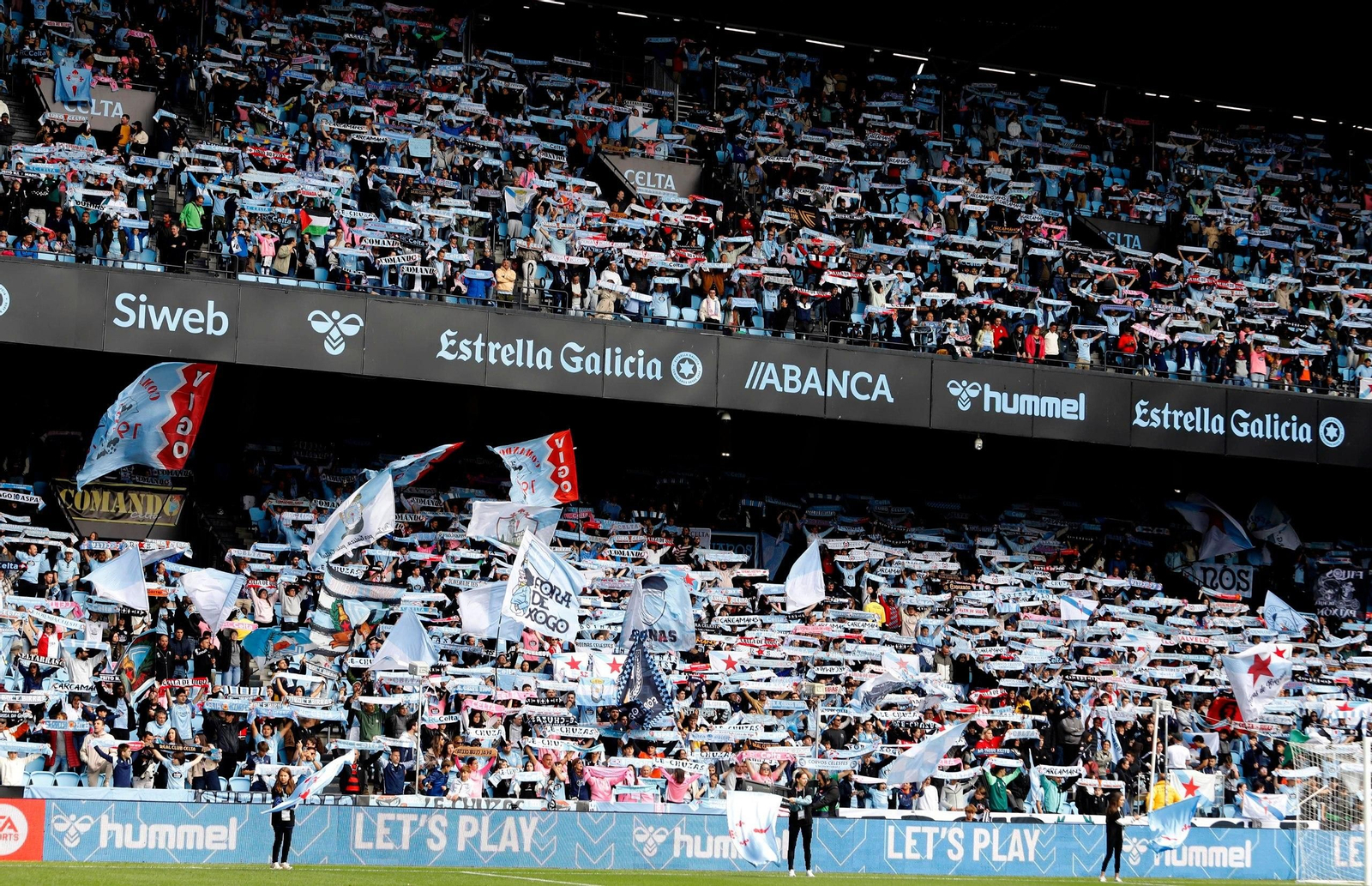 Aficionados del Celta en el estadio de Balaídos.