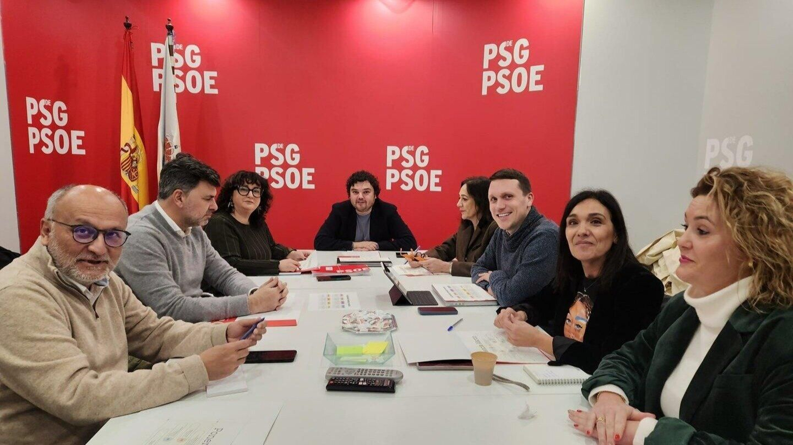 El PSdeG inicia el proceso de elaboración del **Documento Marco** del **XV Congreso**, abierto a la participación del tejido social, económico y asociativo de Galicia.
