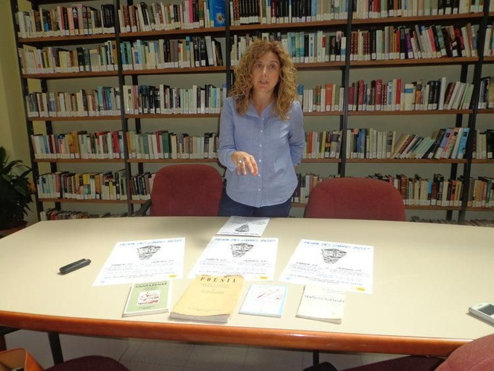 La concejala Margarida Pizcuenta, en la presentación del programa del Día do Libro.